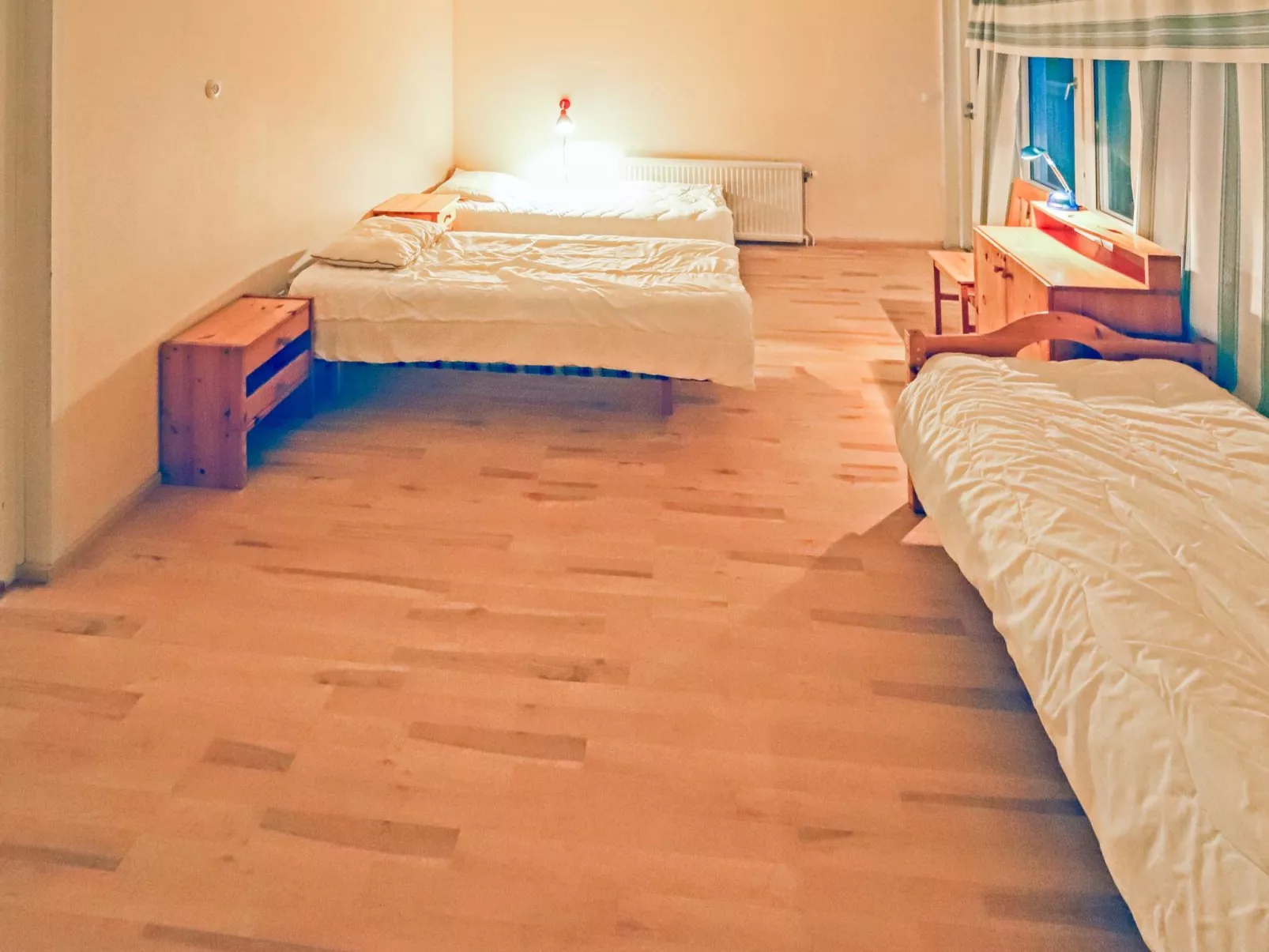 Lövgårdenin lohimaja-Inside