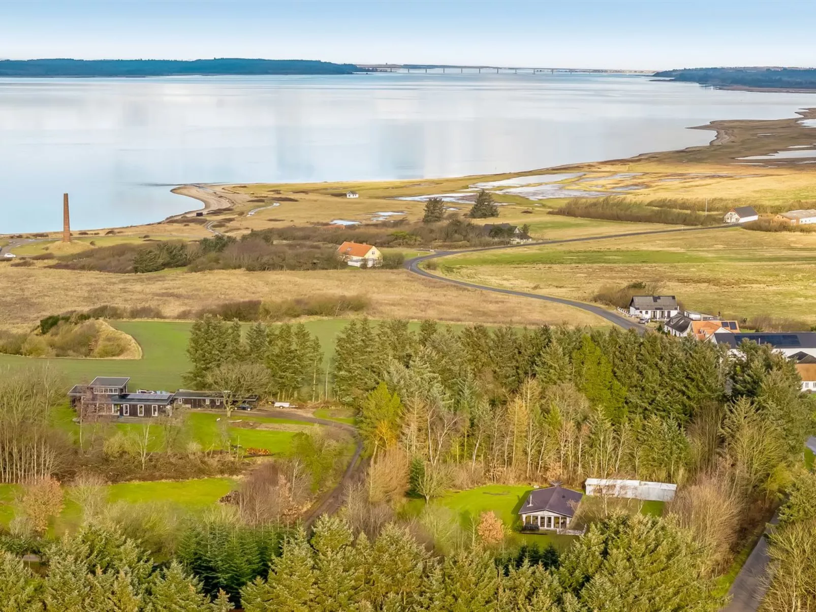 "Marika" - 400m to the fjord-Outside