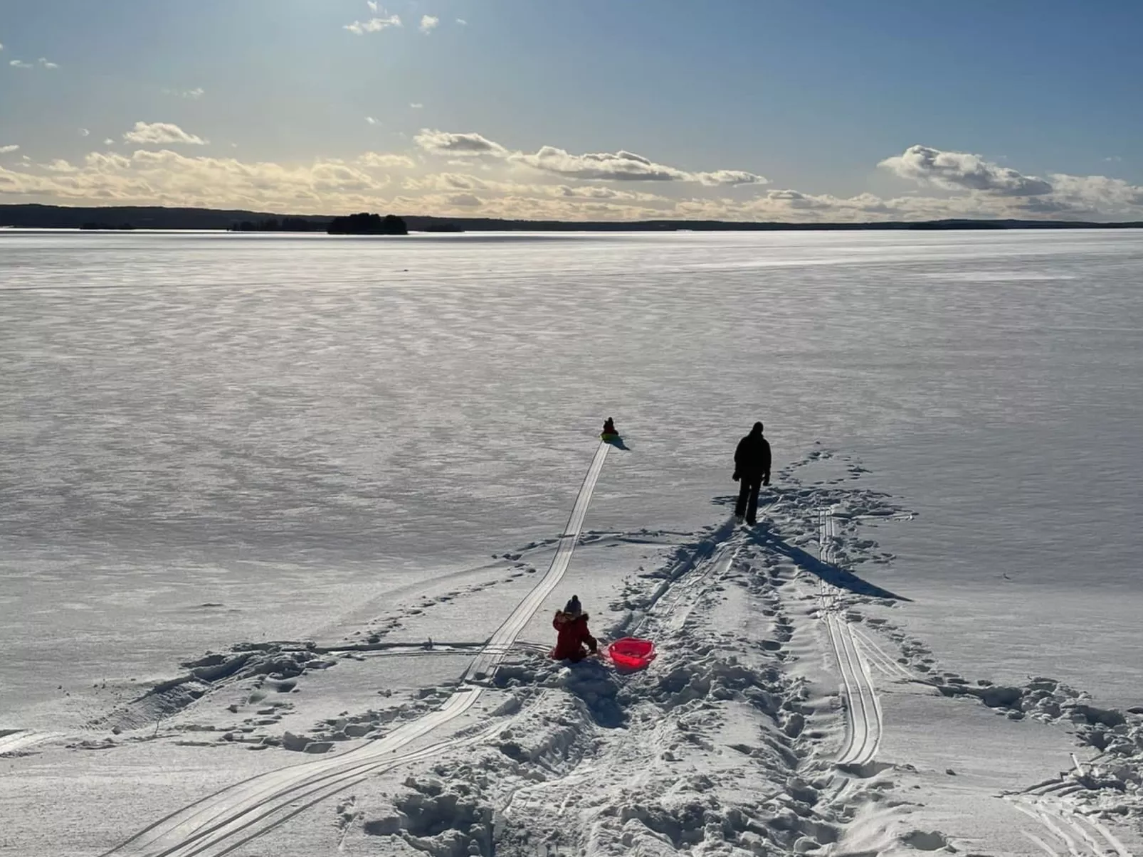 Keskikallio, nuasjärvi-Dedans