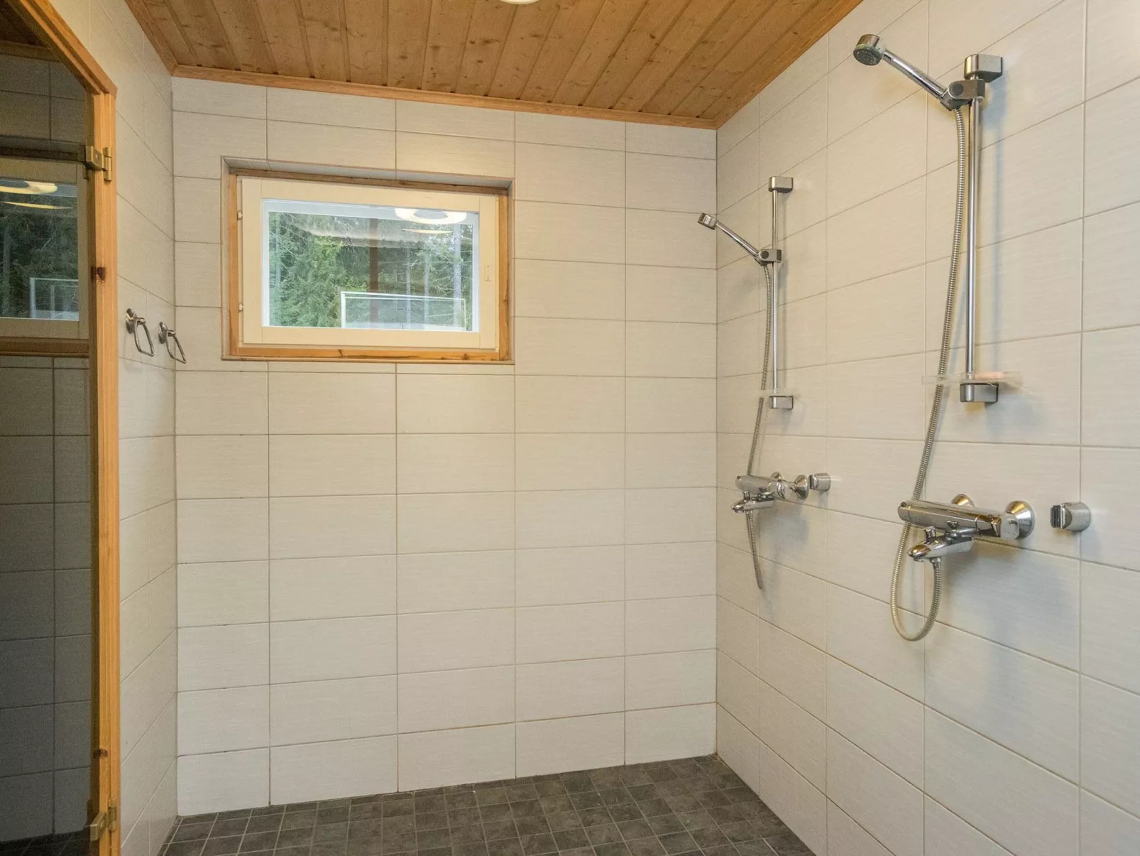 Villa puronotko-Dedans