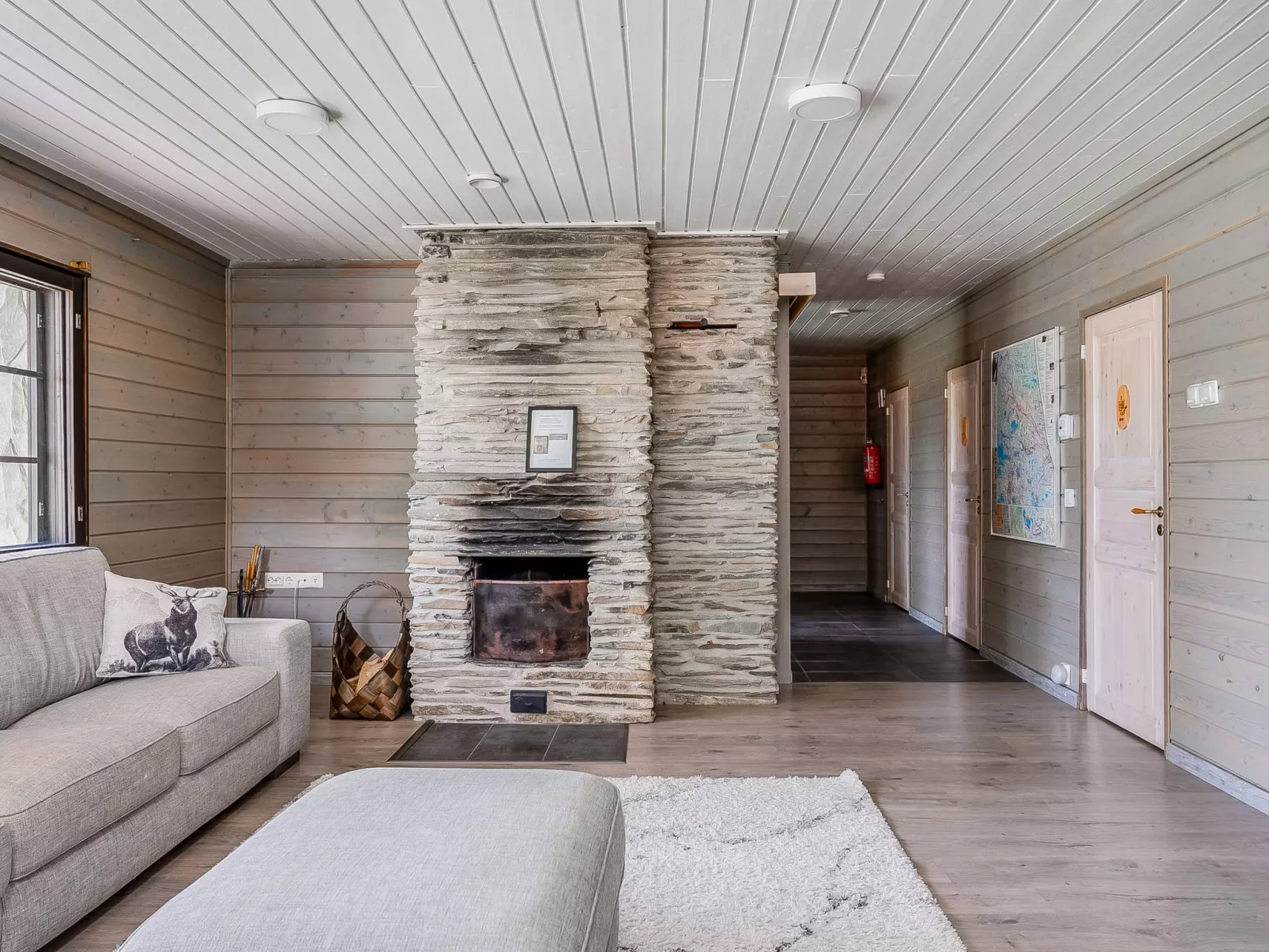 Villa kilkilö-Drinnen