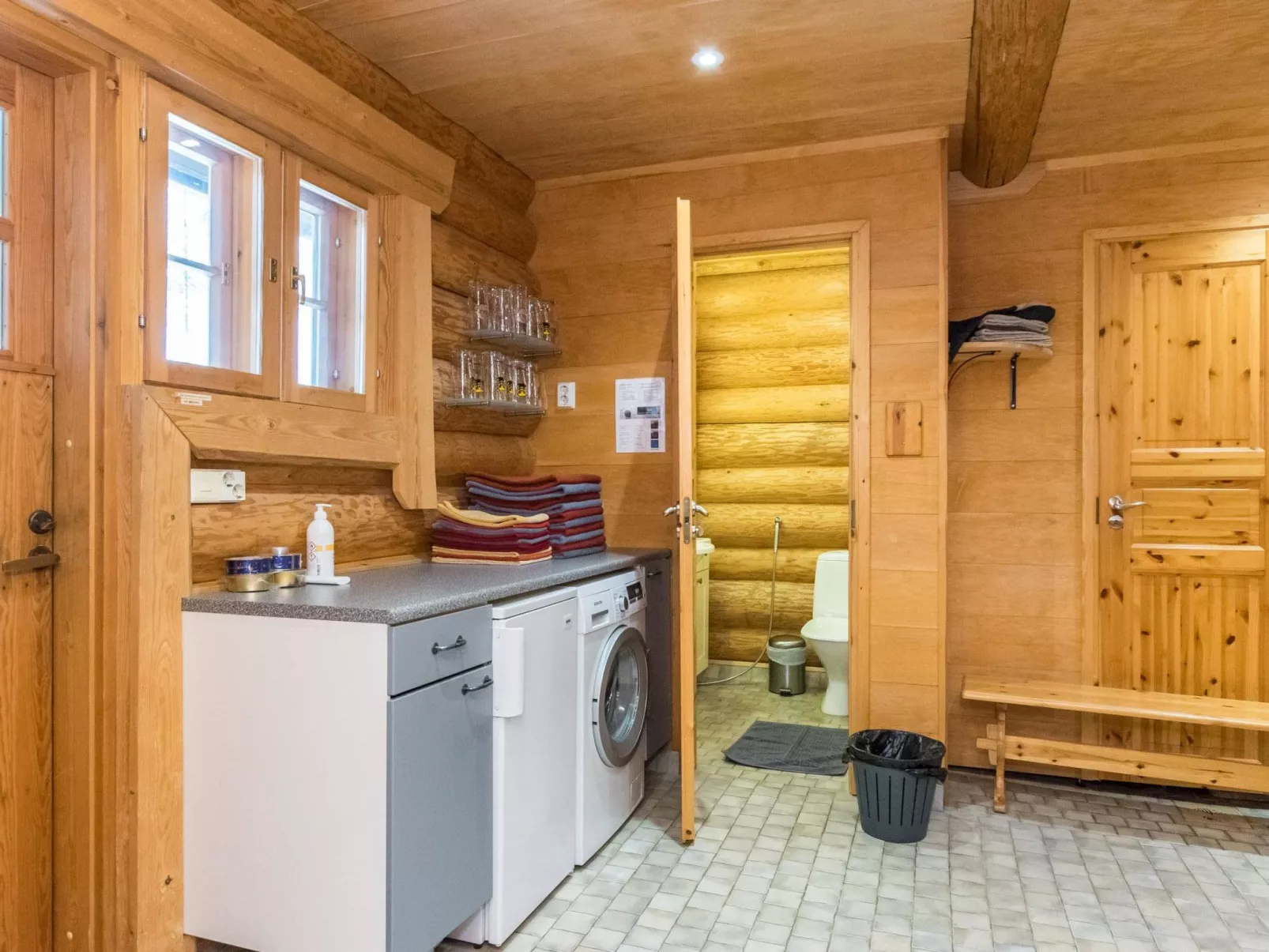 Kaidan kunkku-Dedans