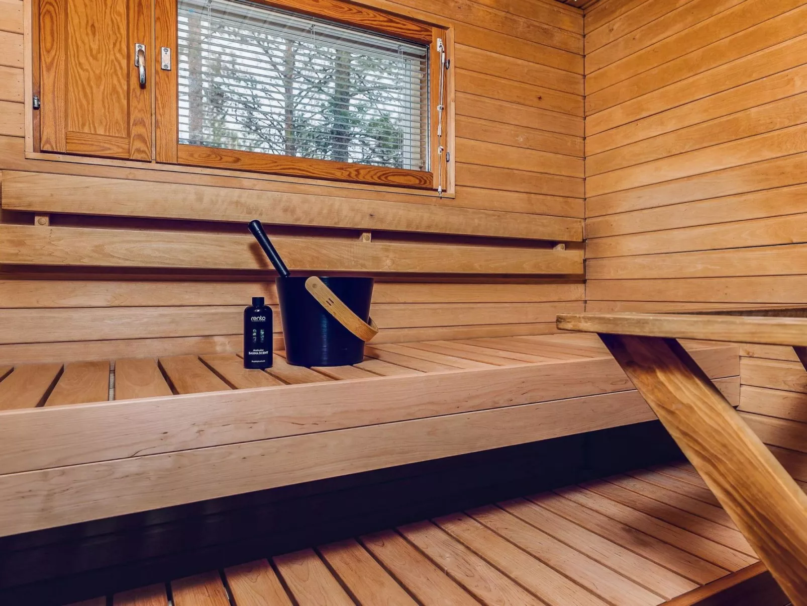 Rukan tunturituuli-Dedans