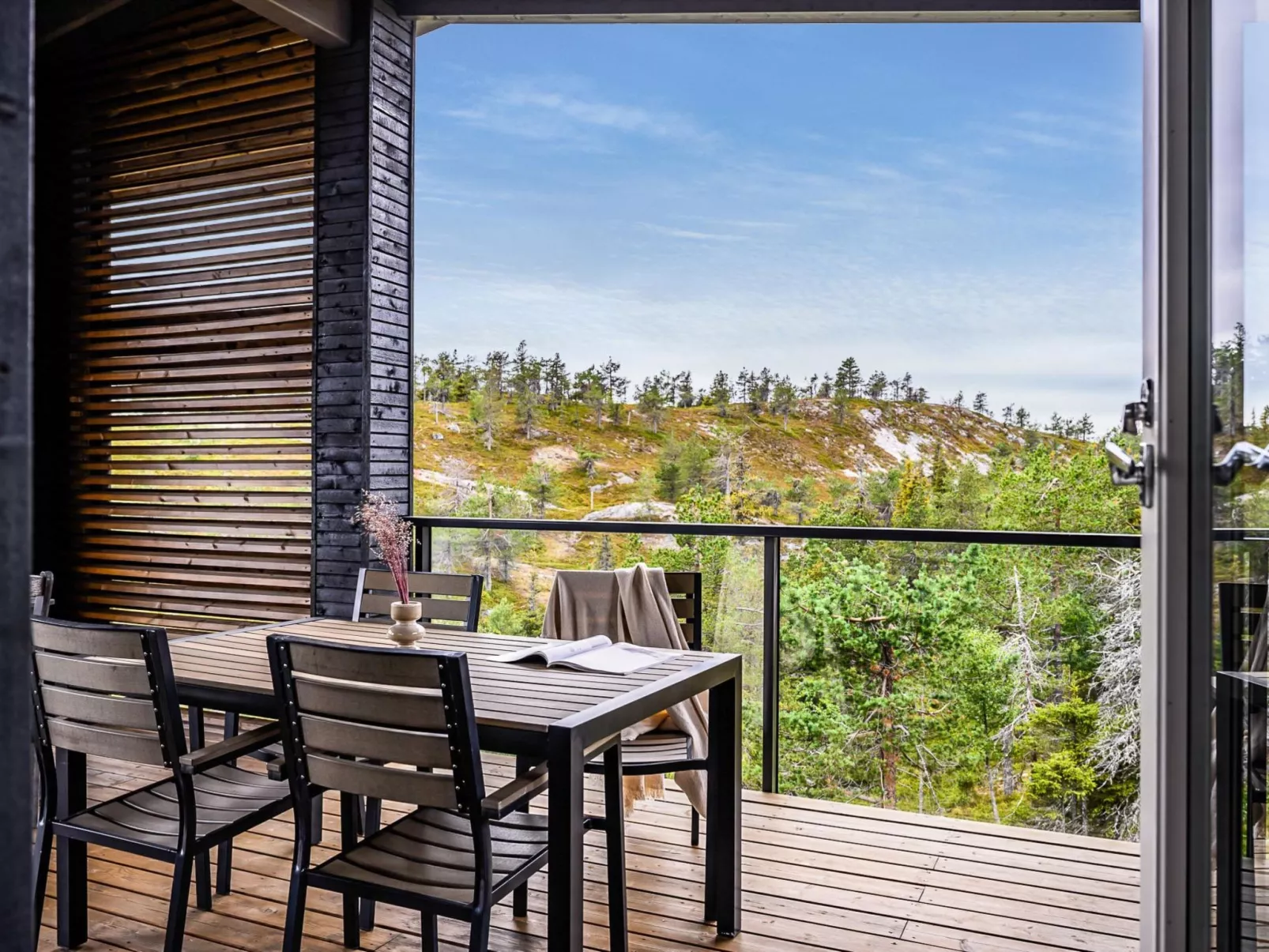 Rukavuorenhuippu 23 a-Dedans