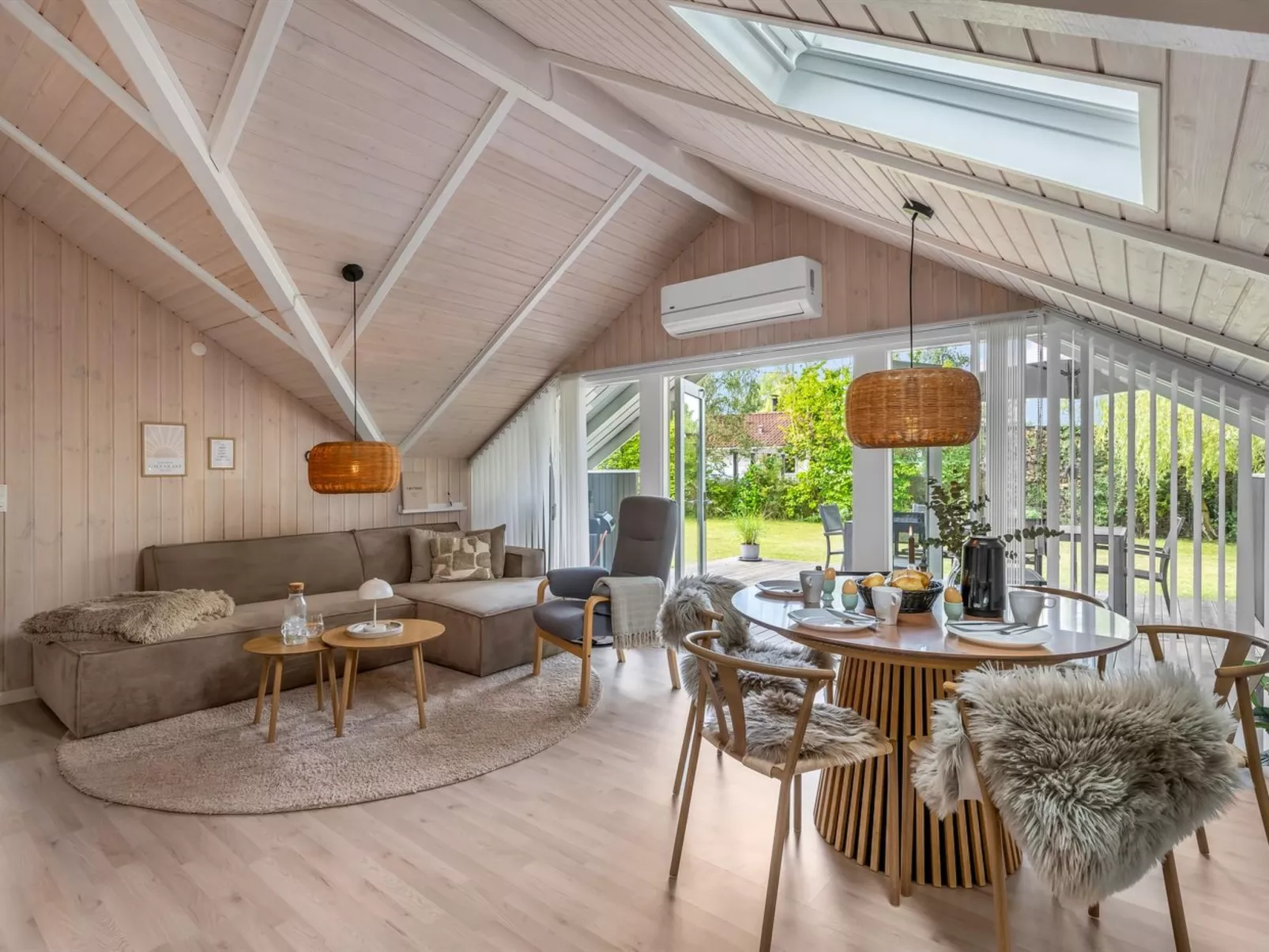 "Tara" - 450m from the sea-Dedans