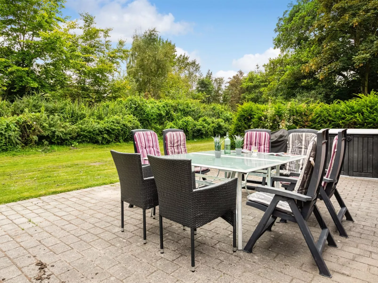 "Yrjö" - 2.5km from the sea-Draußen