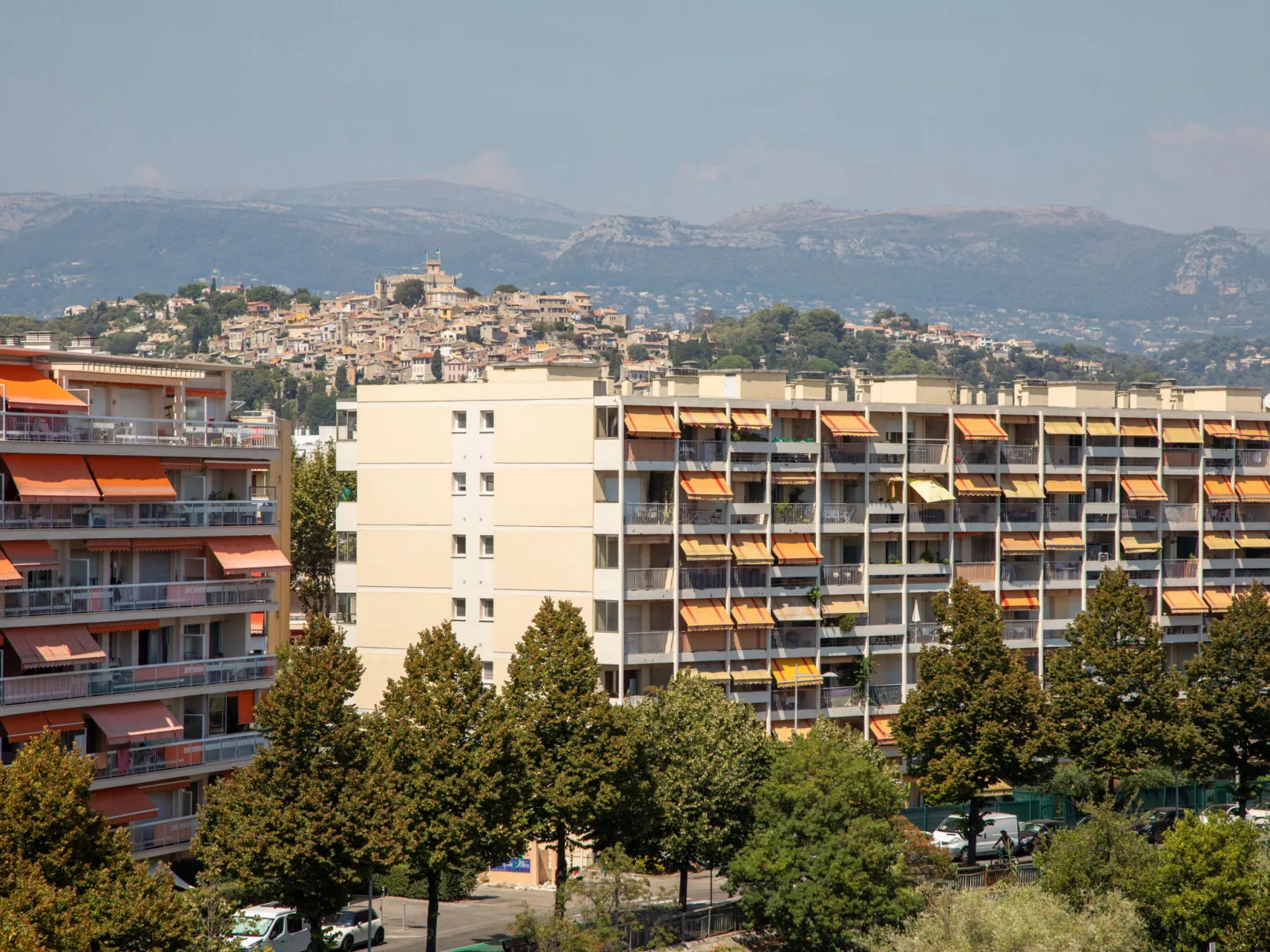 Le Cagnes Beach-Outside