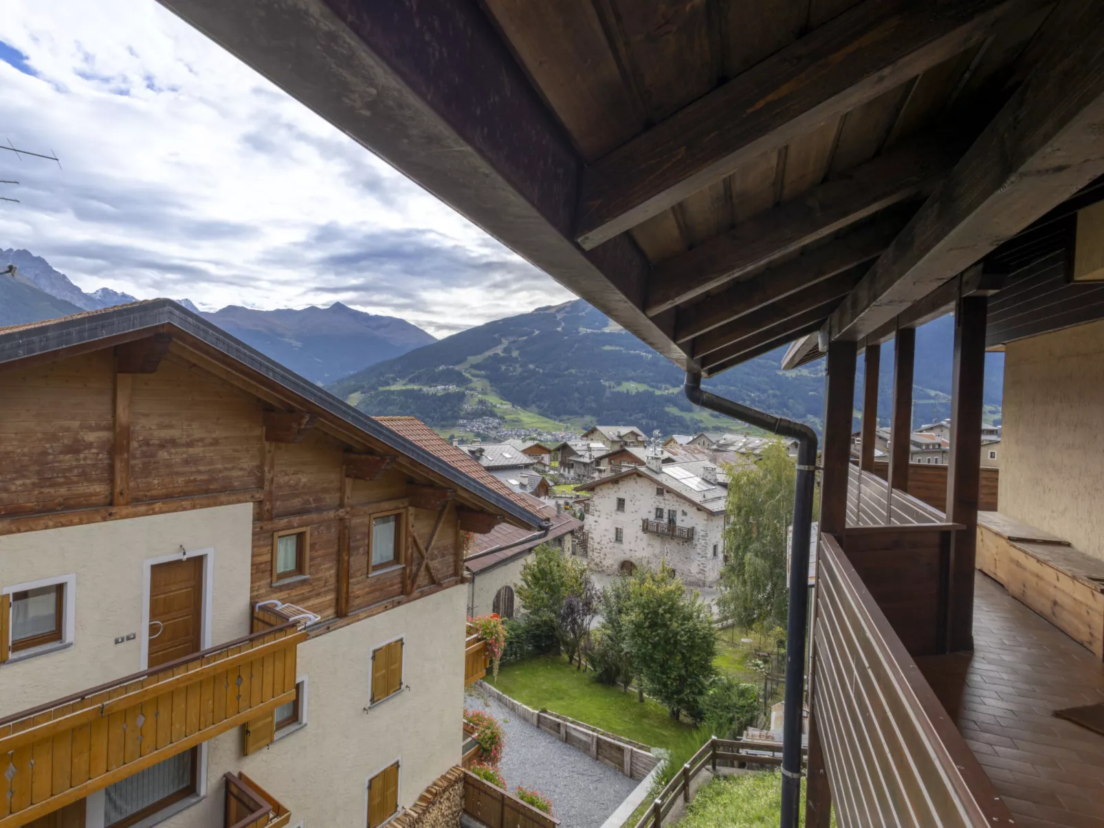 Oga Mountain Home-Dehors