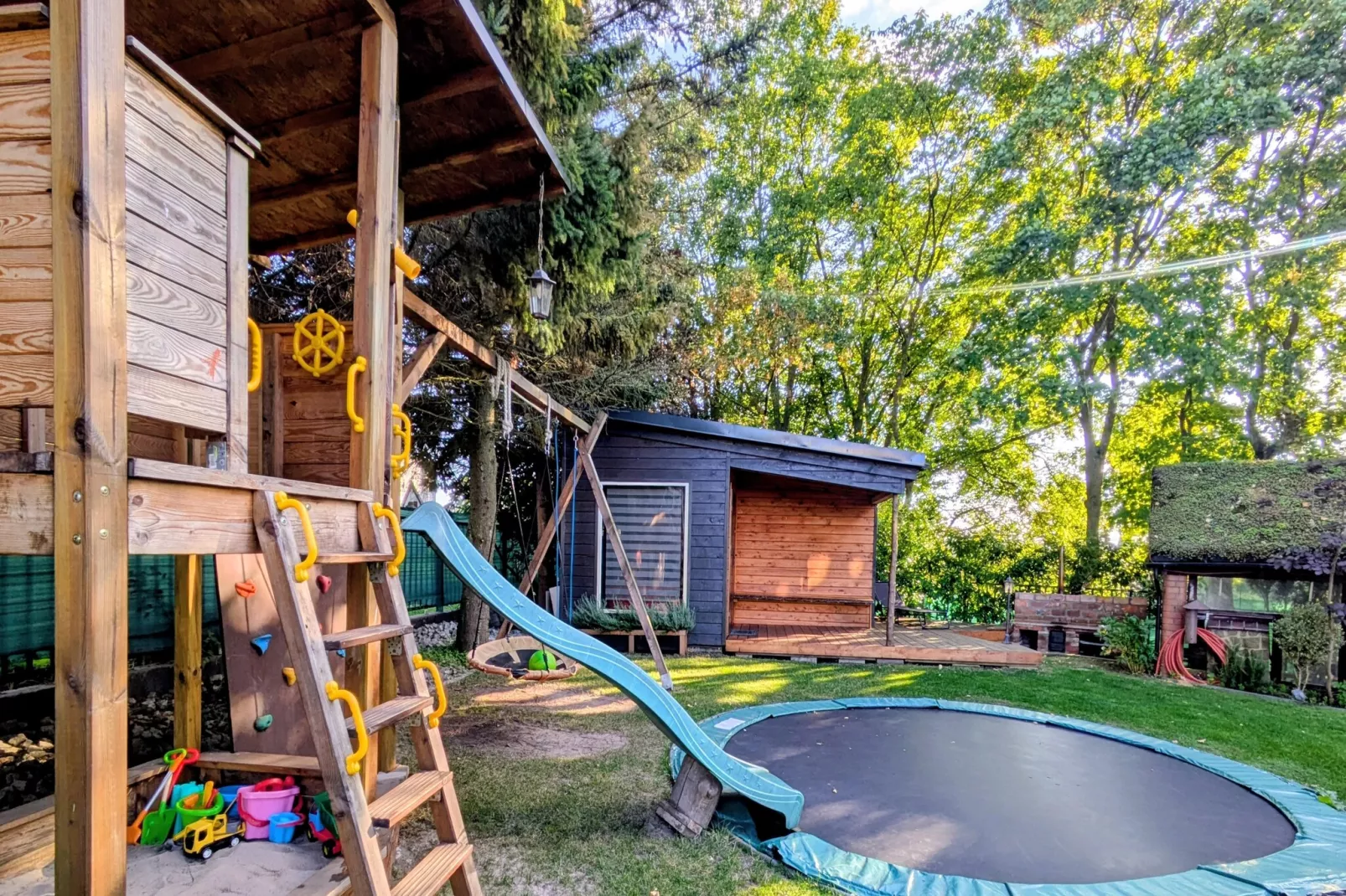 Apartament 8-osobowy na Portowej Kołobrzeg-Jardins en été