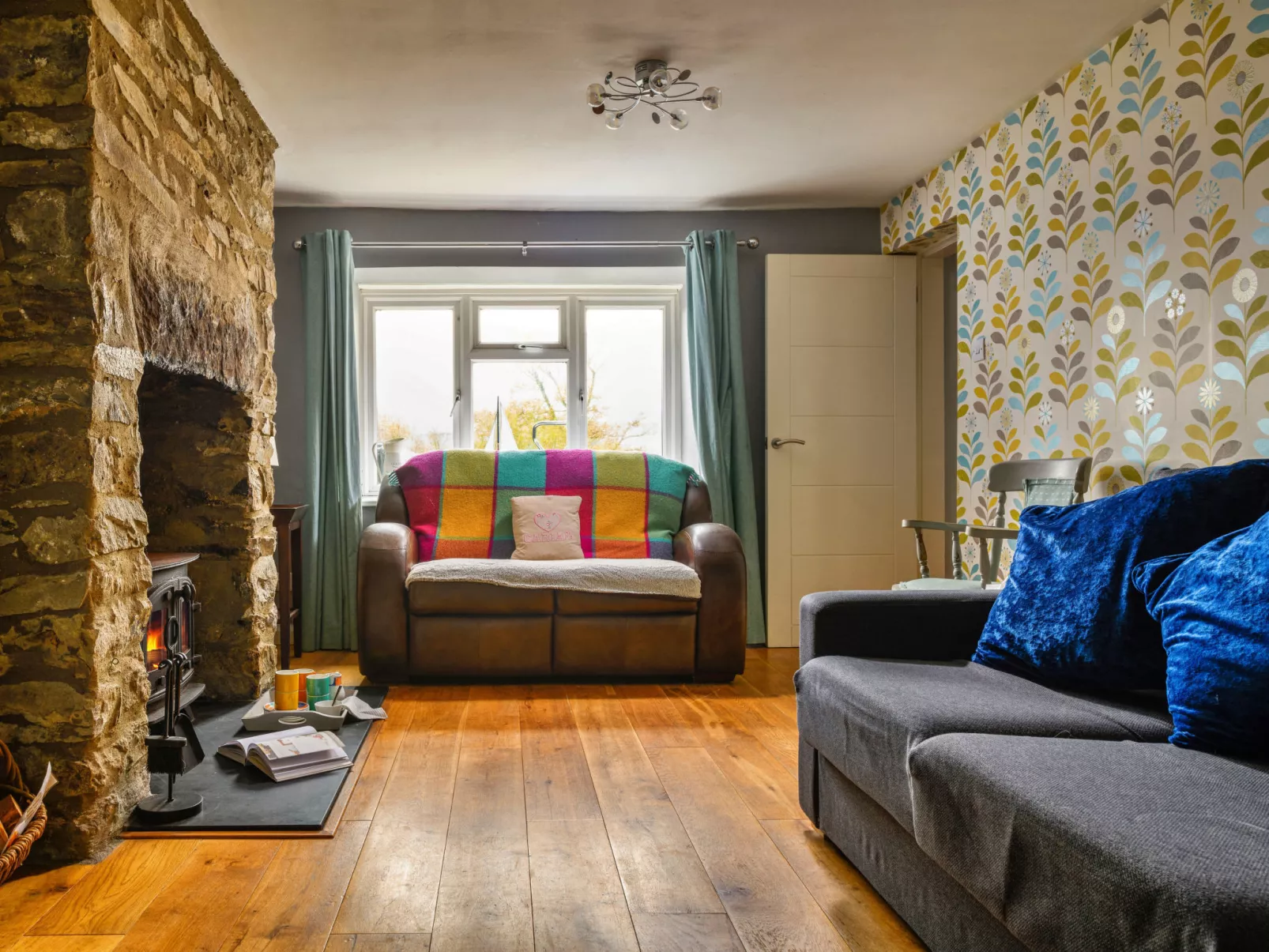 Bodlawen Holiday House - Edge of Snowdonia-Inside