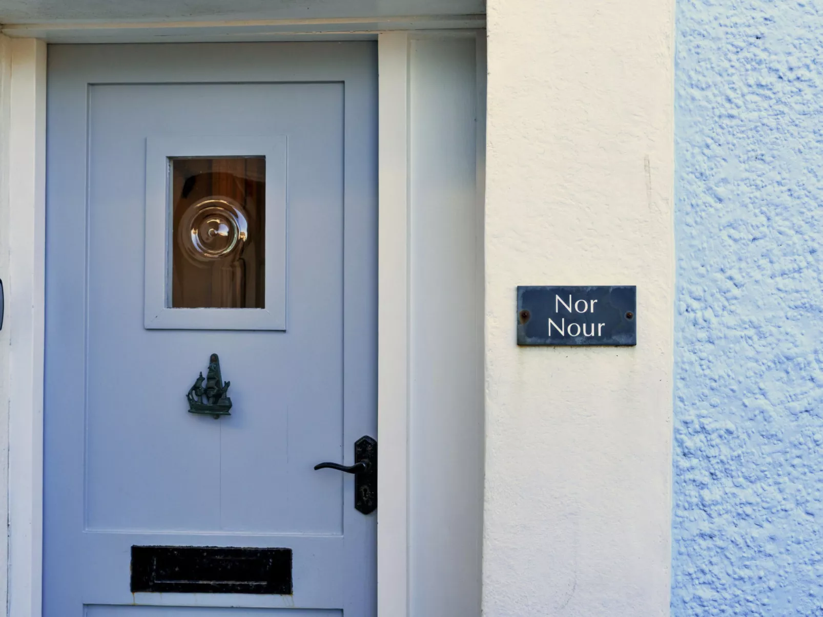 Nor Nour, Cawsand-Dedans