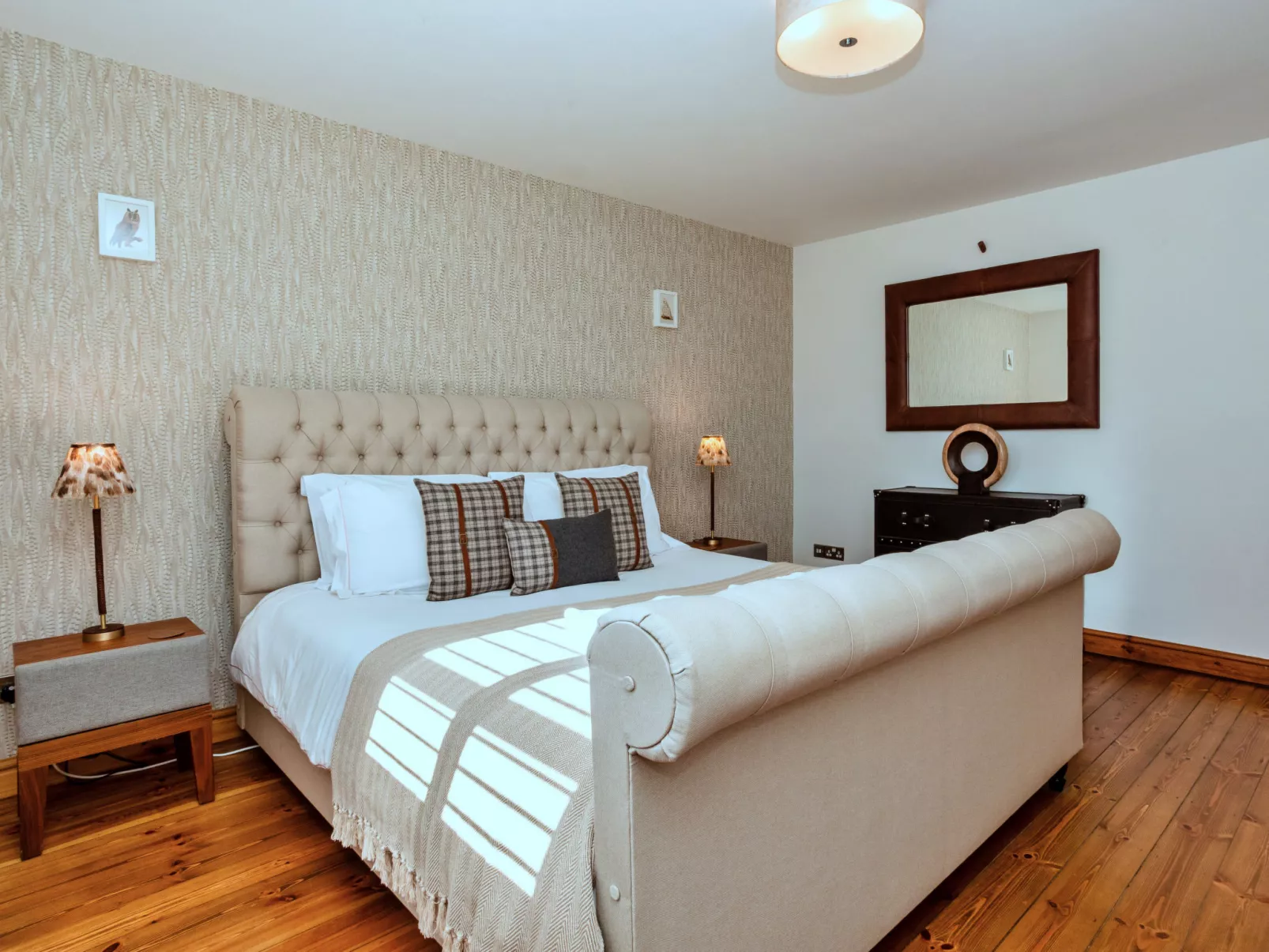 The Old School-Dedans