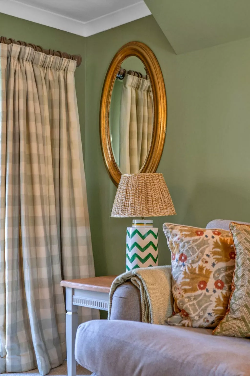 The Wheel House-Dedans