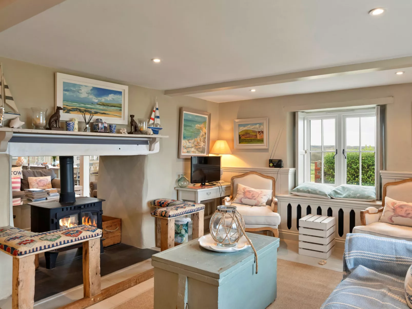 St Eval School House-Dedans