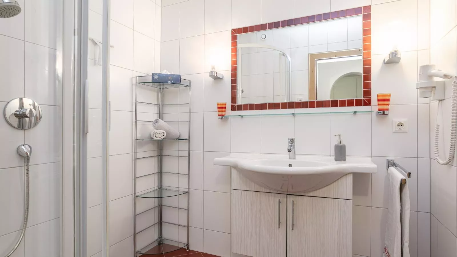 Landhaus Marchfeld Top 4  Top 5-Badezimmer