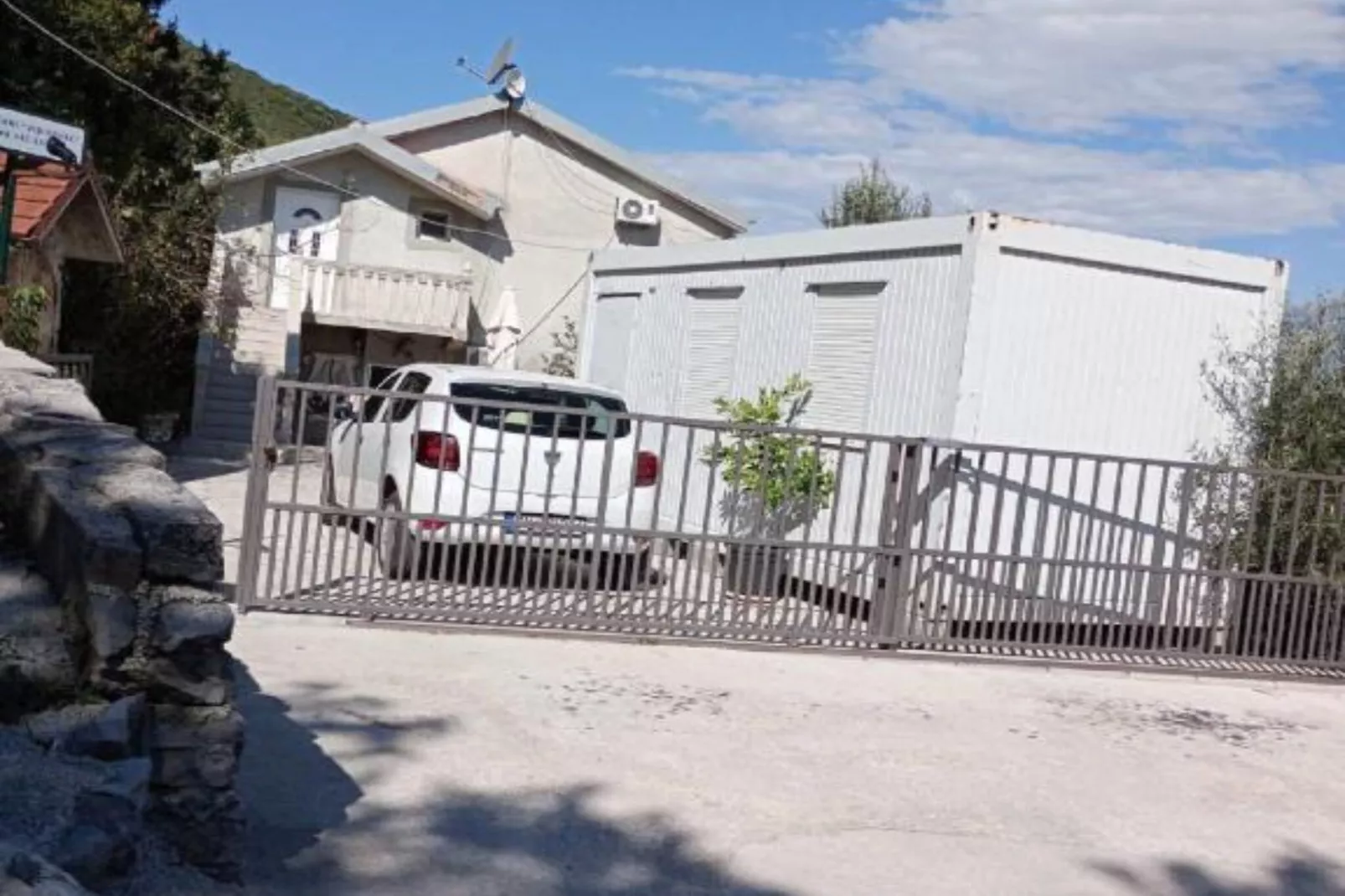 Tivat Relax with Stunning Sea & Mountain Views - Standard Studio Apartment 2-Im Freien