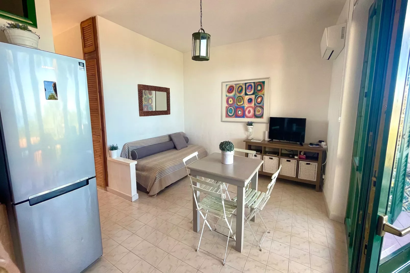 Rais Gerbi Appartamento-Wohnzimmer