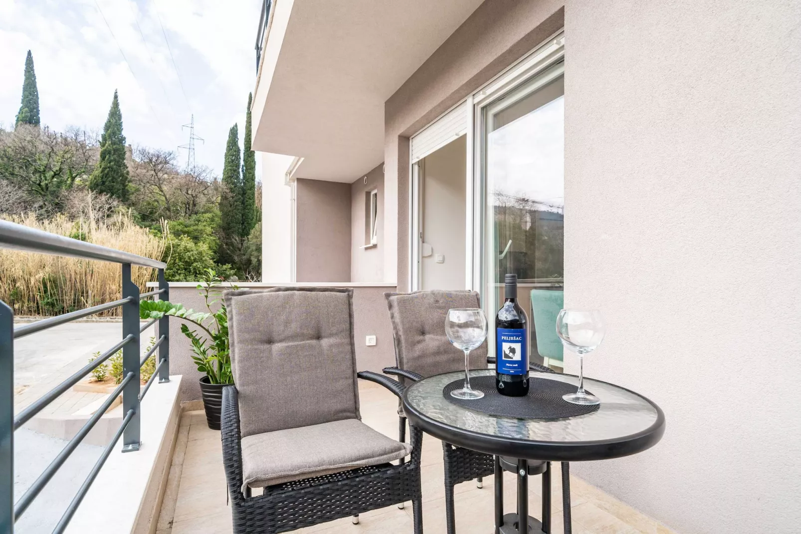 Apartment Zoric - Two Bedroom Apartment with Balcony-Terrace balcony