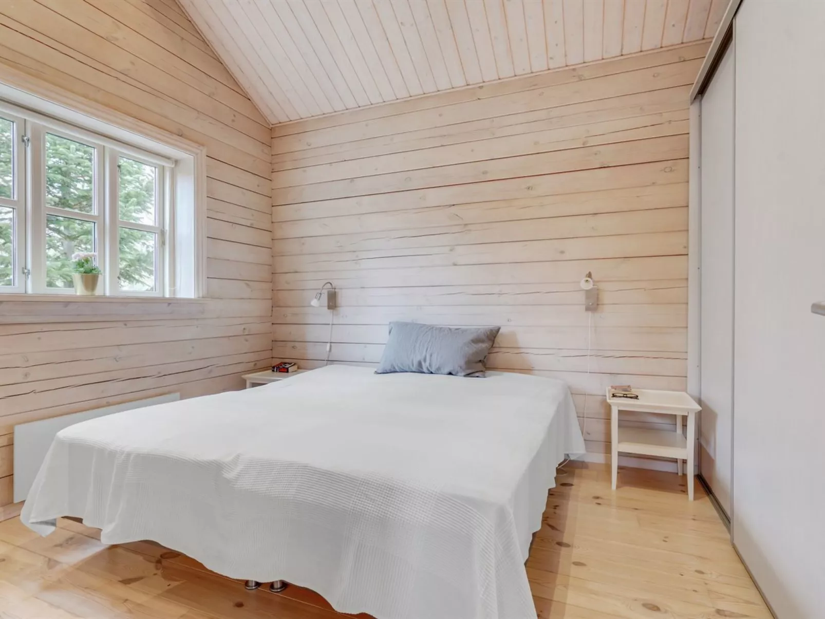 "Fatiha" - 800m from the sea-Inside