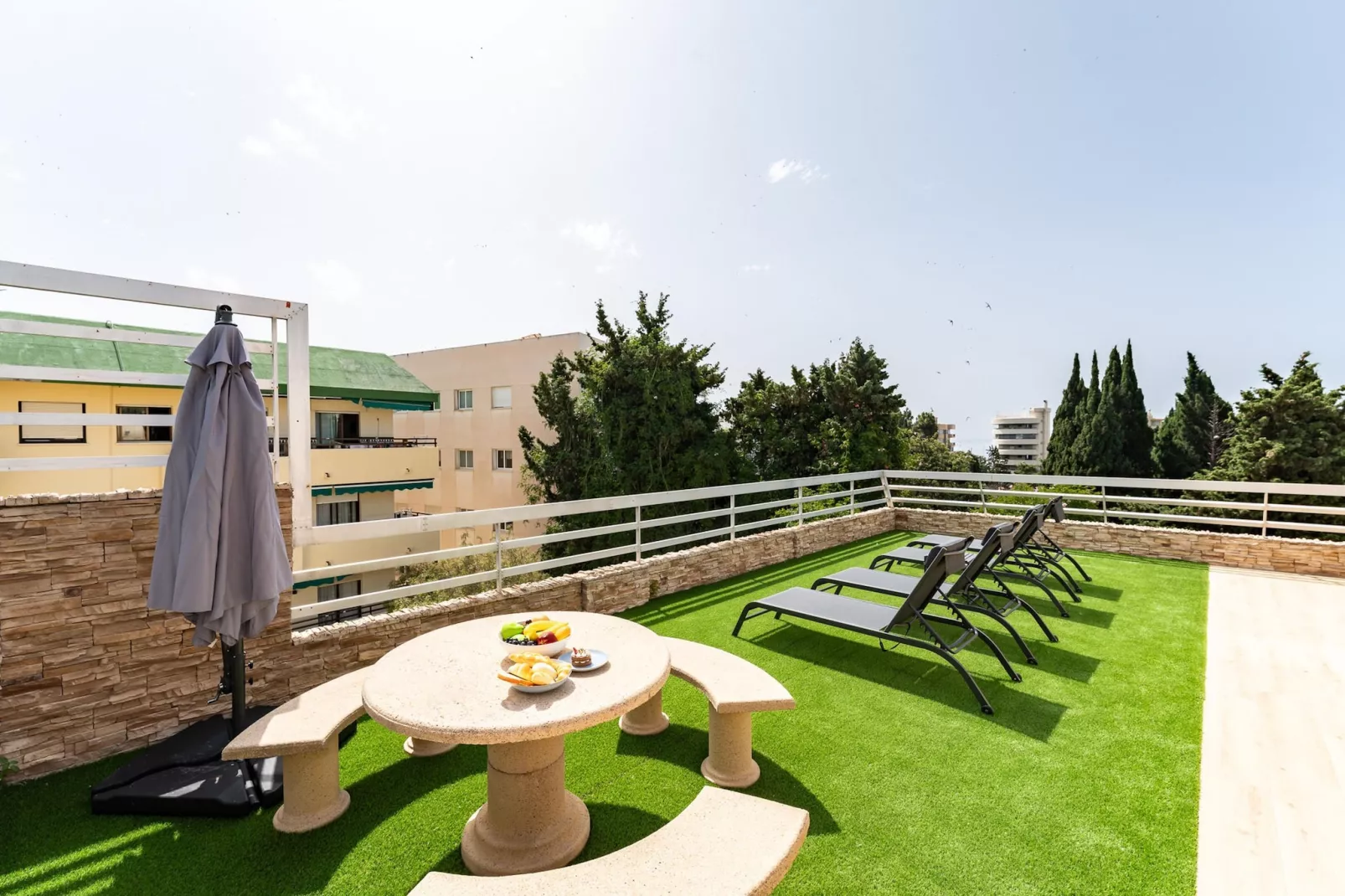 CT 393 - Faro's Soulrise Rooftop - Marbella Beach-Terrace balcony