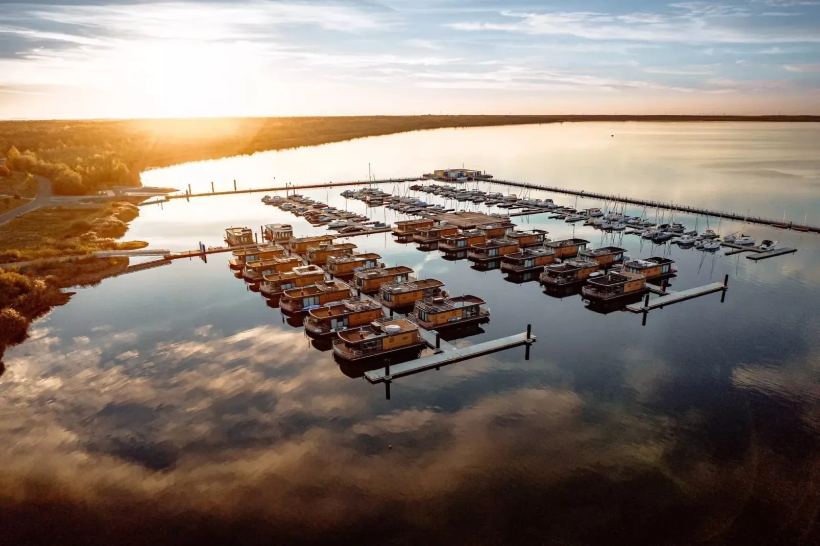 Hausboot am Bärwalder See-Zones été à 5 km