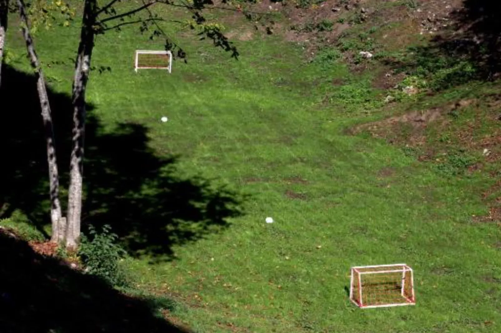 Brezova Poljana Lodge with Sauna and Hot-Tub - Five Bedroom Holiday Home-Extérieur