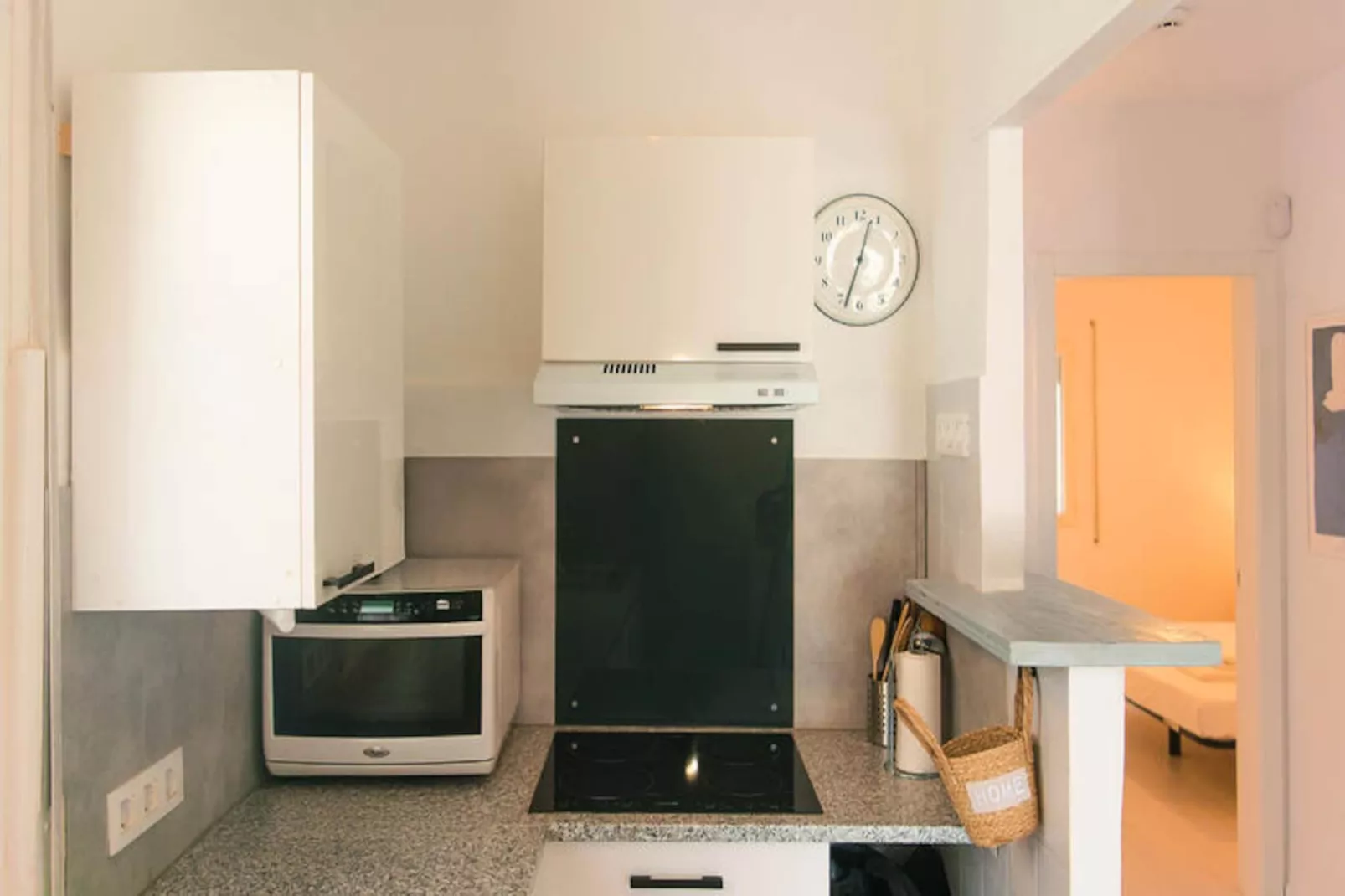 Maison à Roses-Untagged