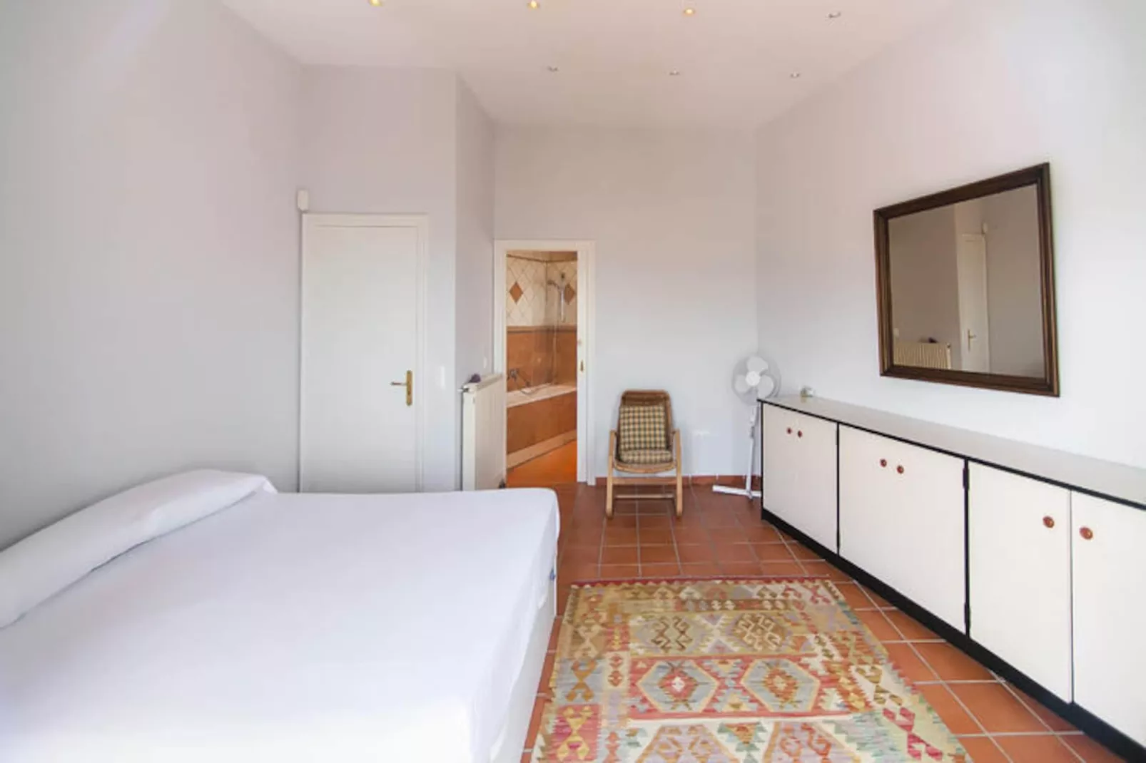 Maison à Roses-Nicht zugeordnet