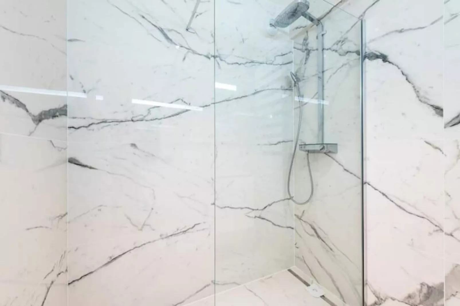 Résidence Spacieux 3p En R&eacute;sidence Avec Piscine-Untagged