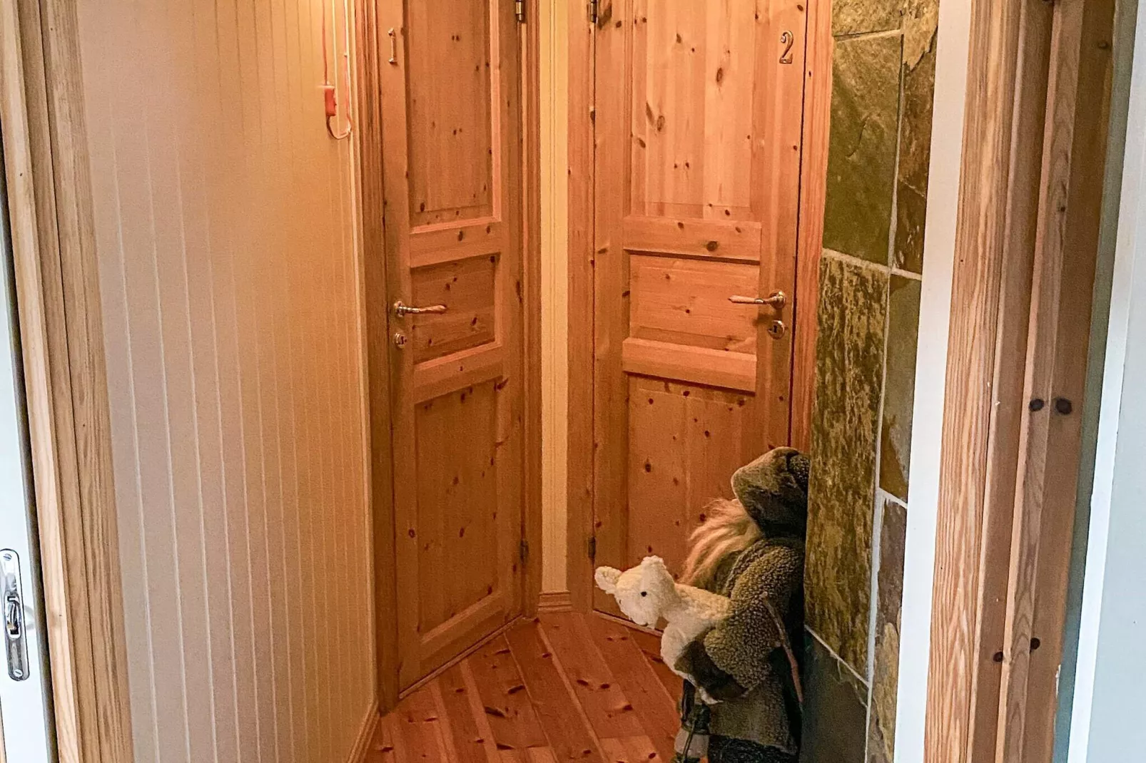 30653-PØLSEBU-Intérieur