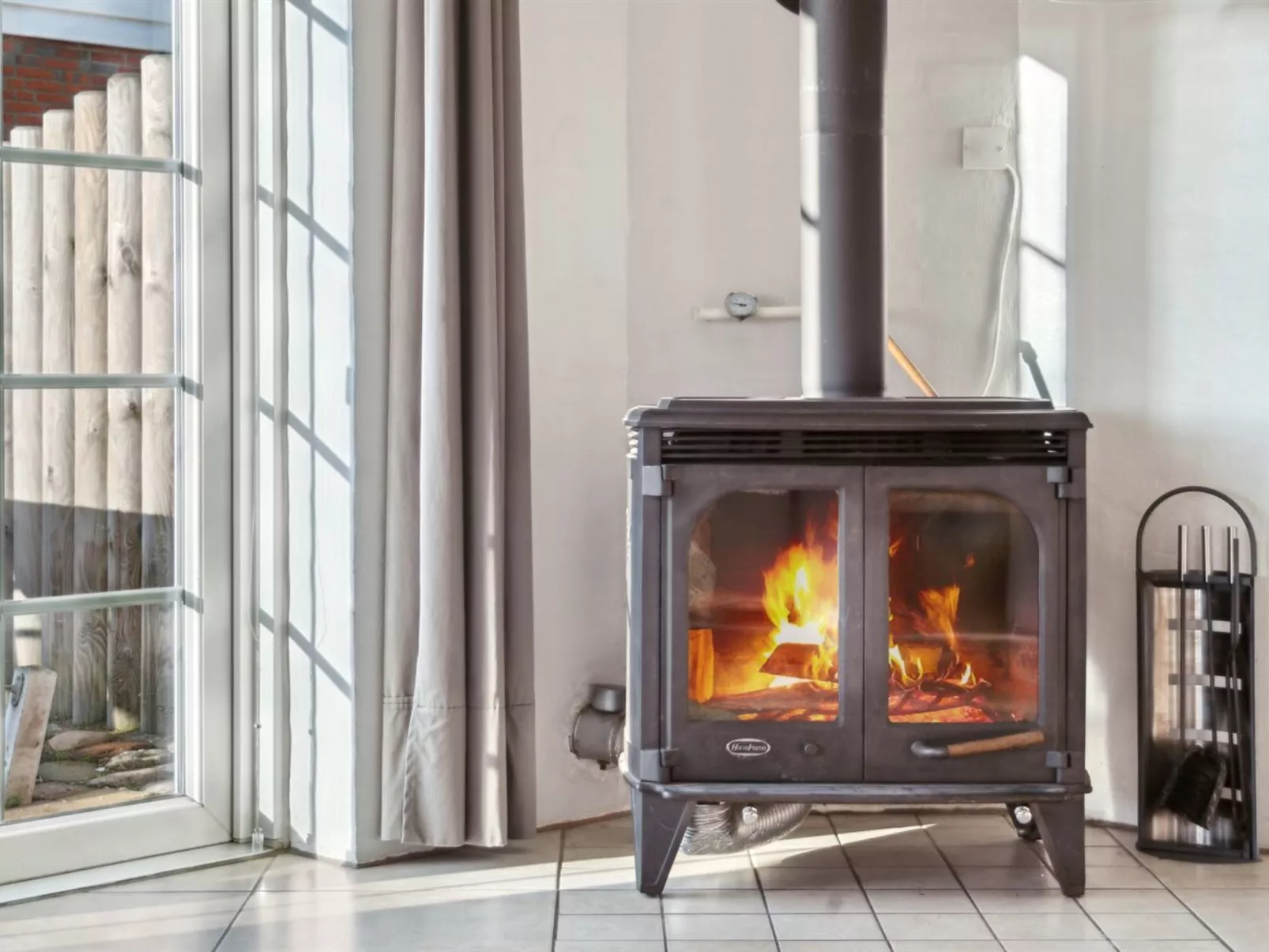 "Joonas" - 100m from the sea-Dedans