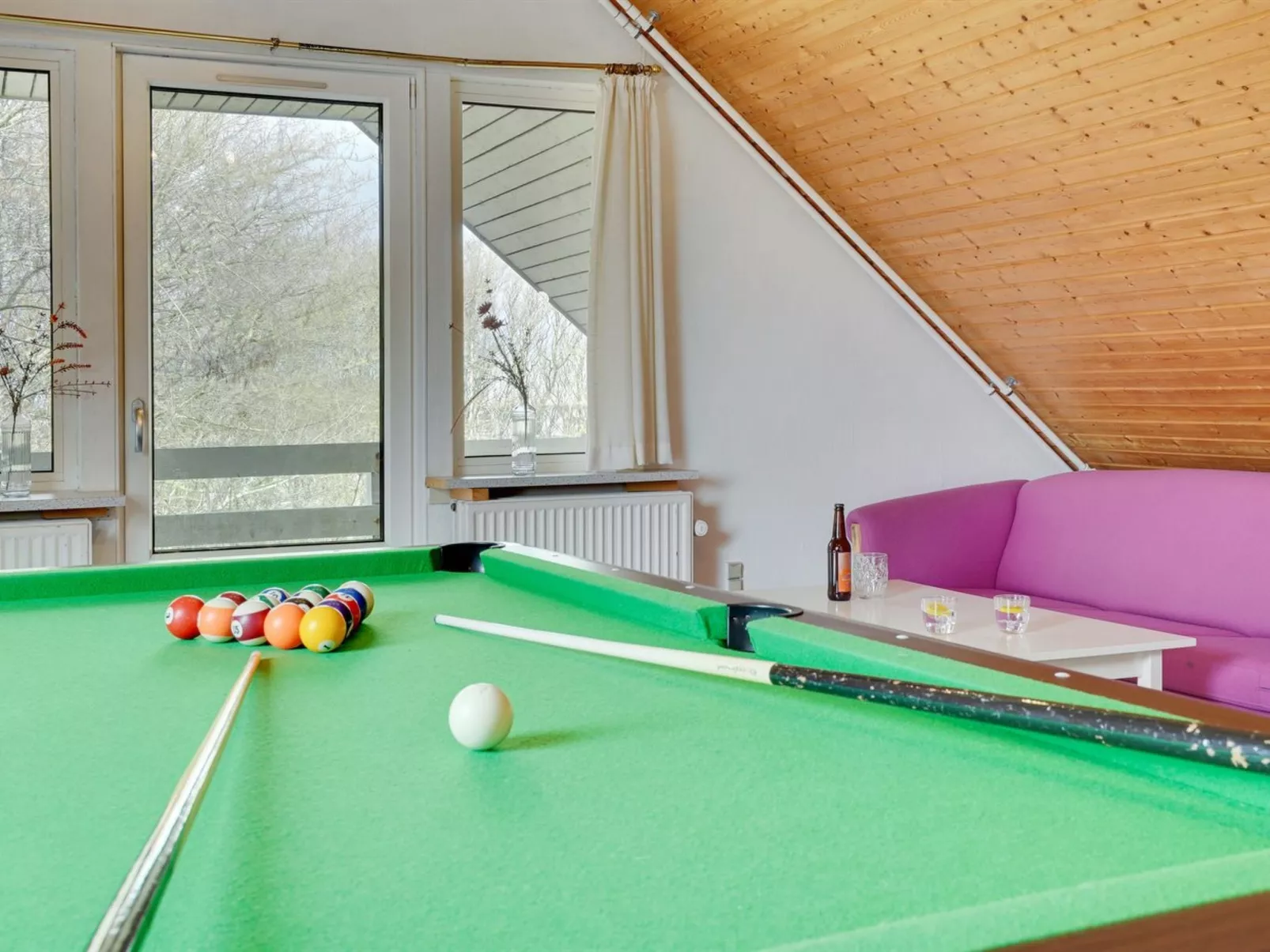 "Rahild" - 2km to the fjord-Inside