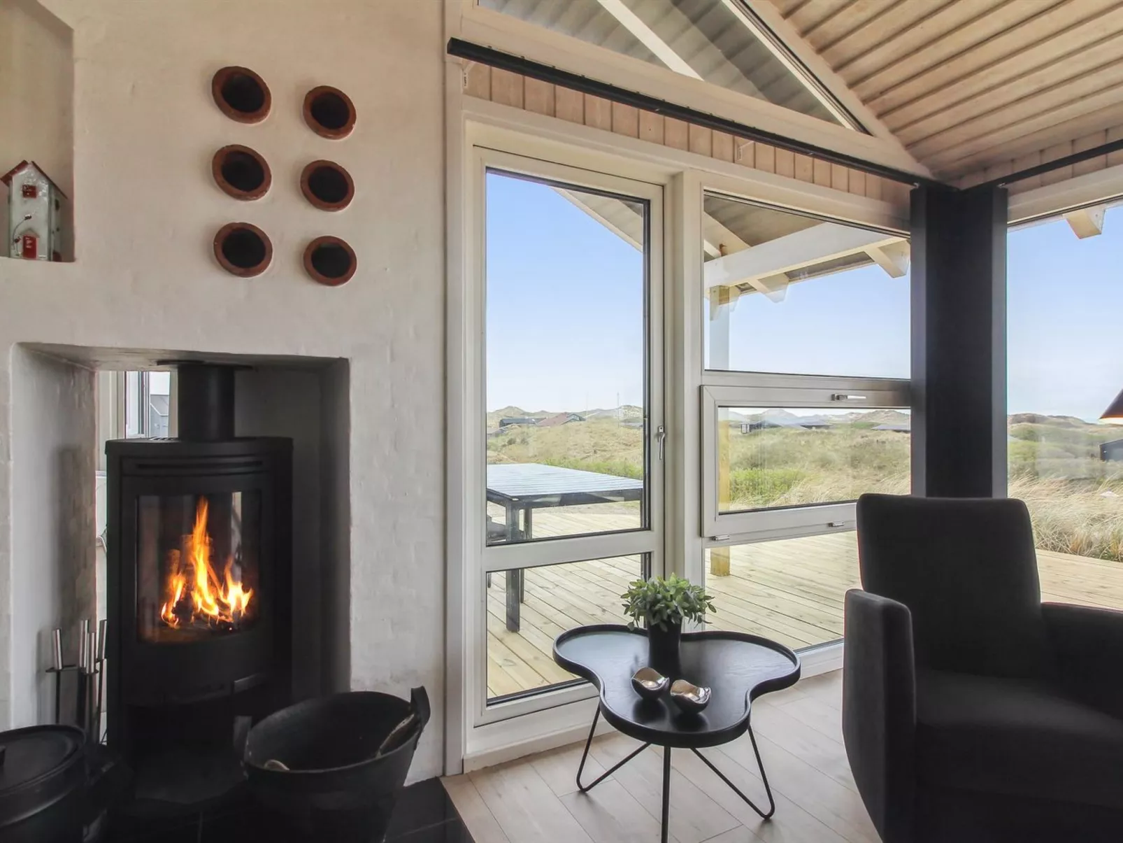 "Romil" - 350m from the sea-Inside