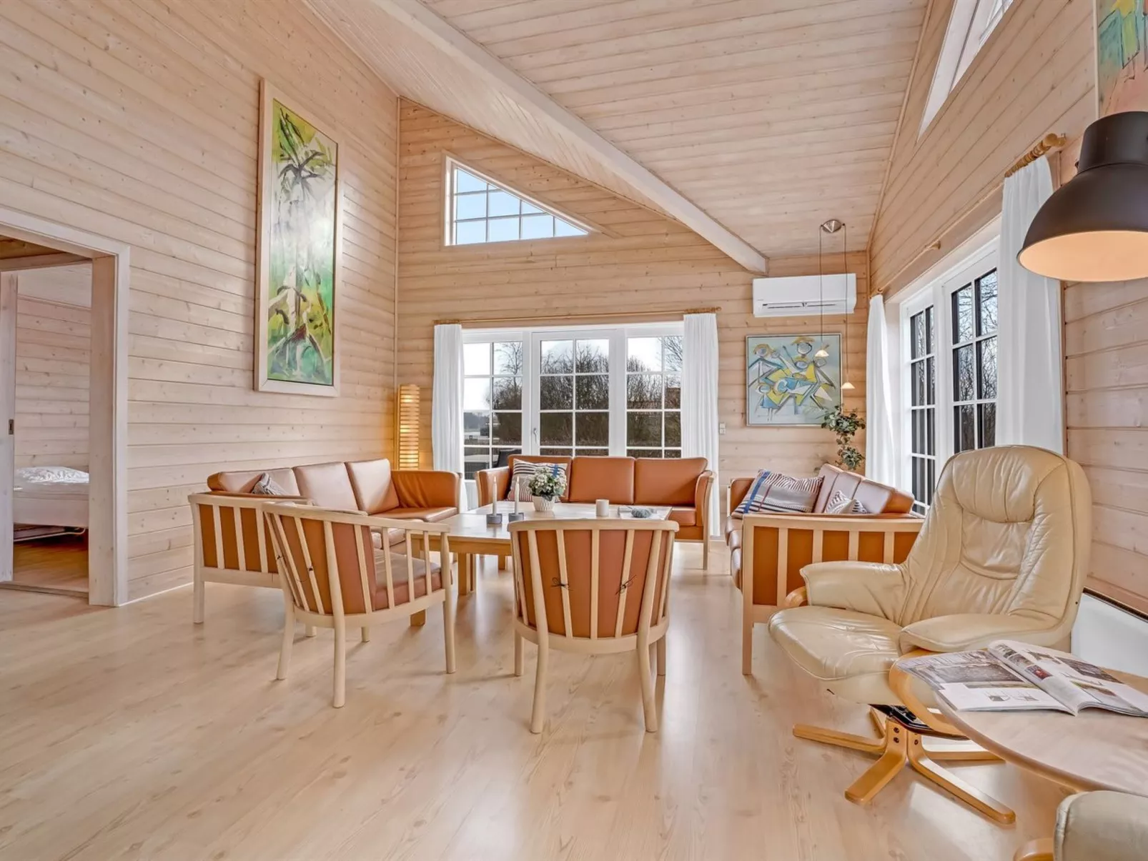 "Zişan" - 1.1km from the sea-Inside