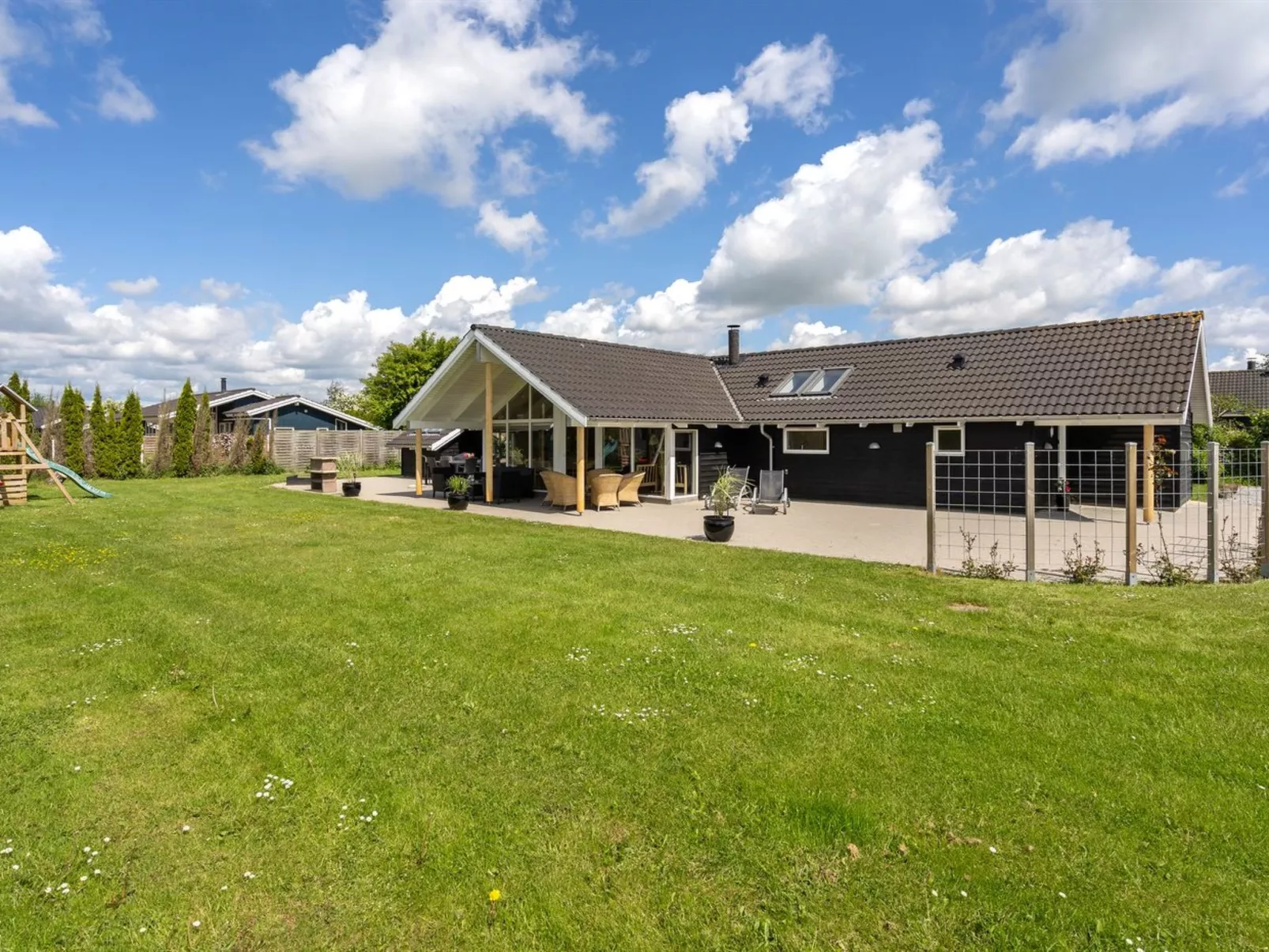 "Harek" - 800m from the sea-Outside