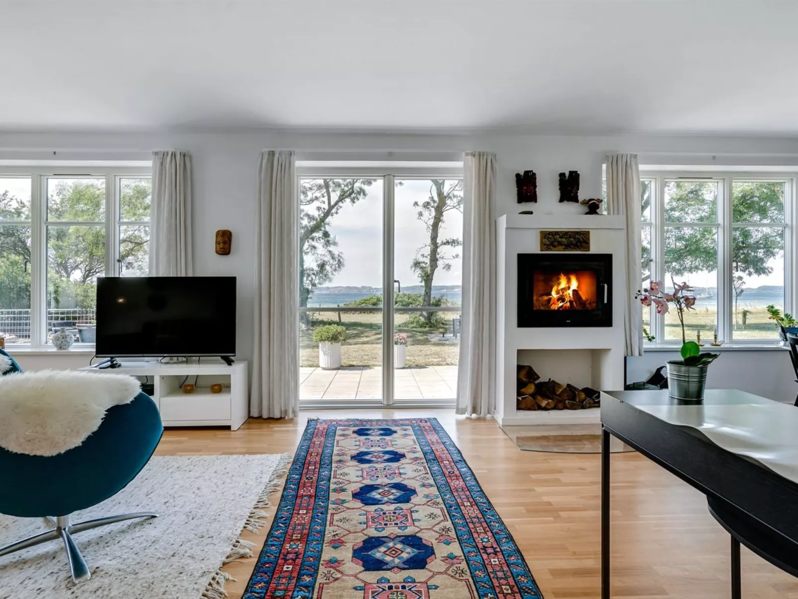 "Jeppe" - 50m to the fjord-Outside