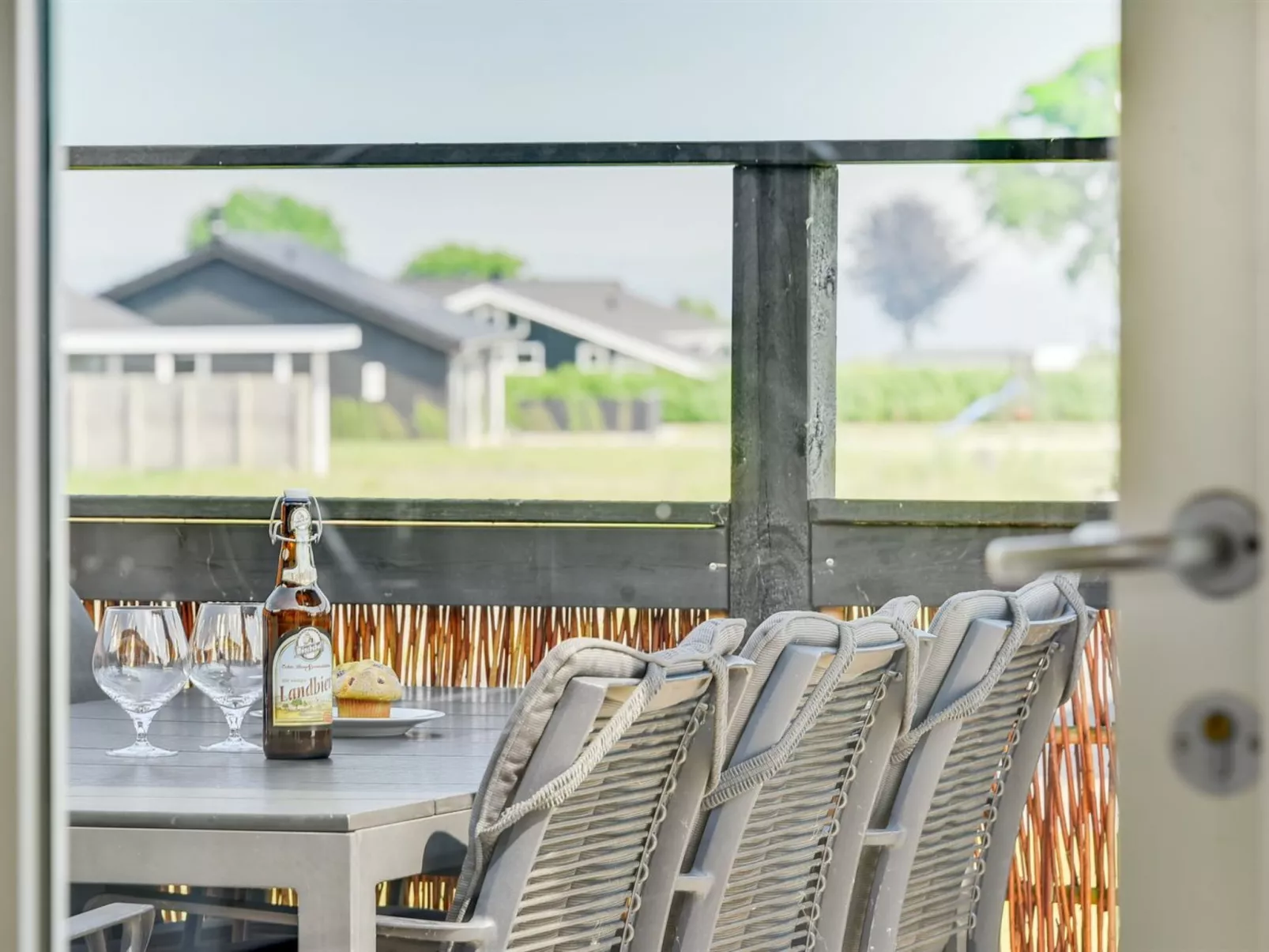 "Iorund" - 550m from the sea-Draußen