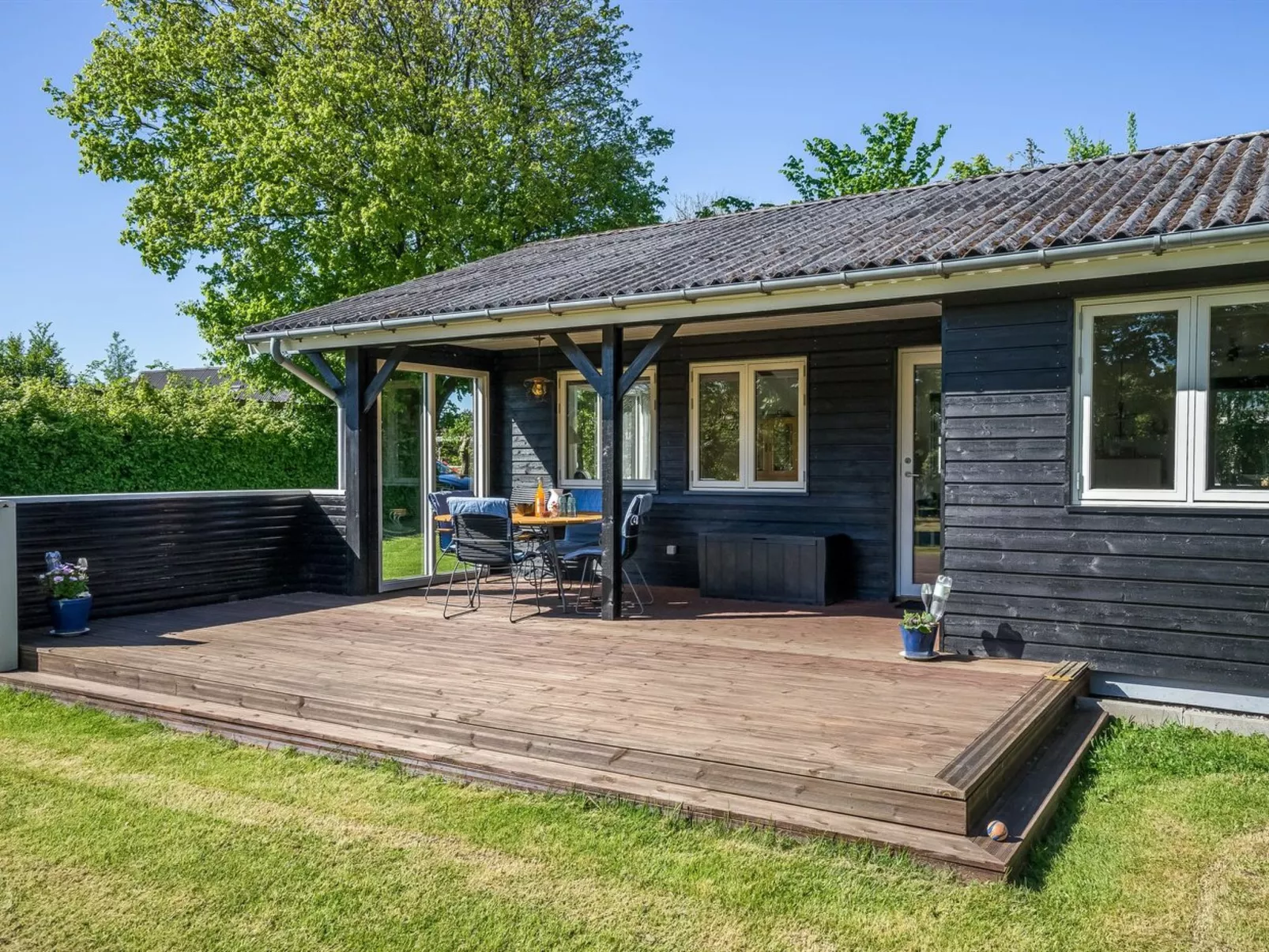 "Gunhil" - 200m from the sea-Outside