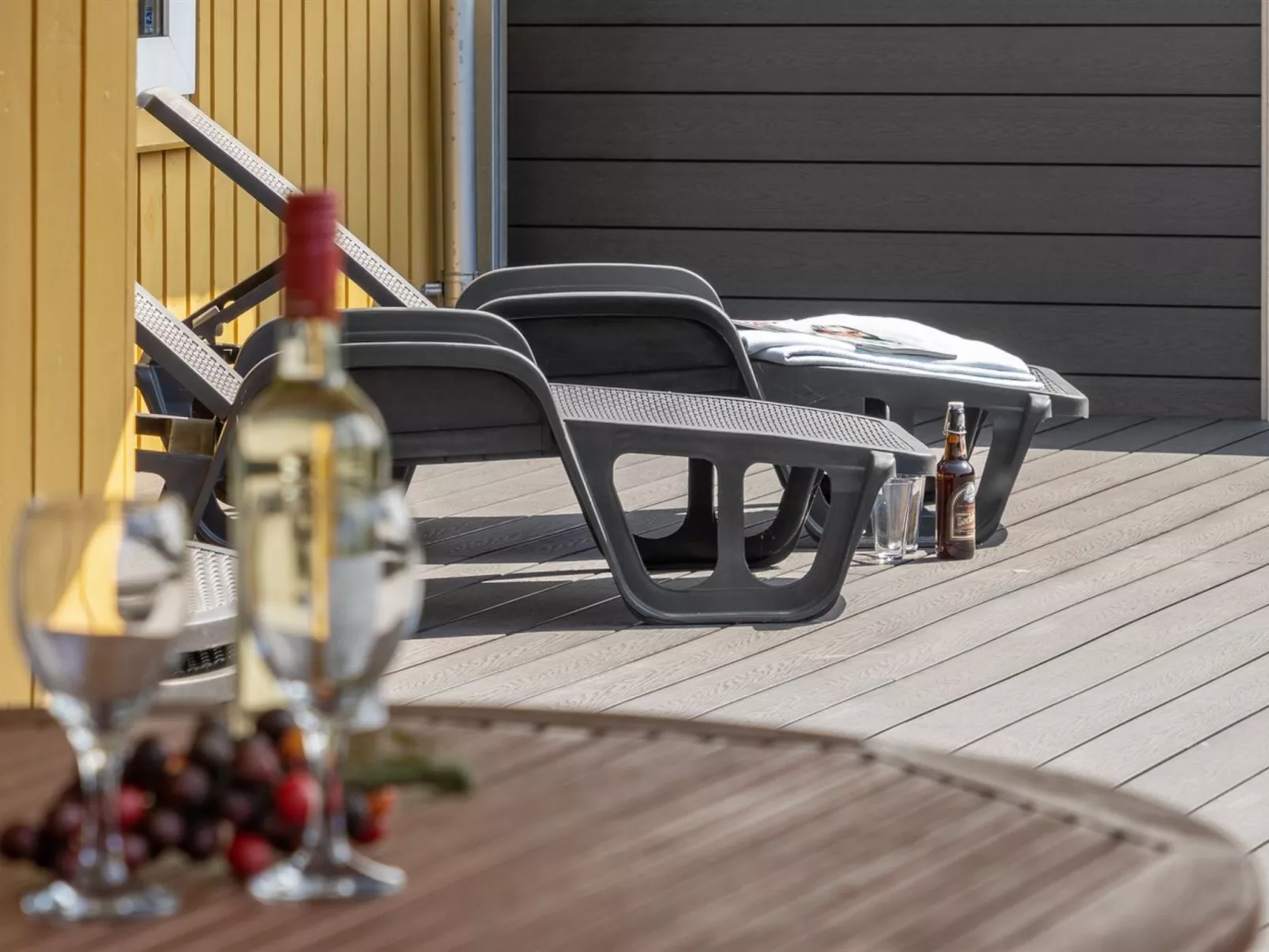 "Euphemia" - 900m from the sea-Outside