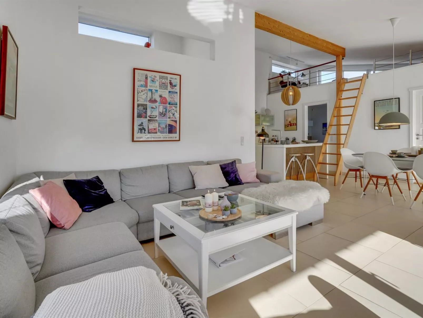 "Biorn" - 70m from the sea-Inside