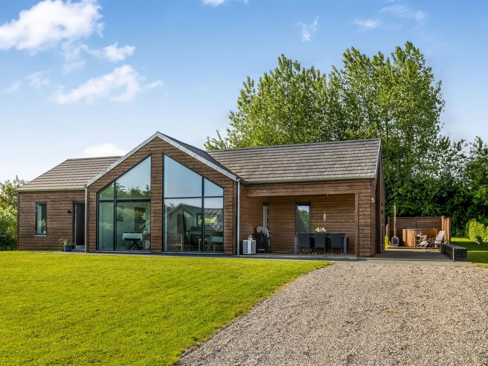 "Gojana" - 400m from the sea-Draußen