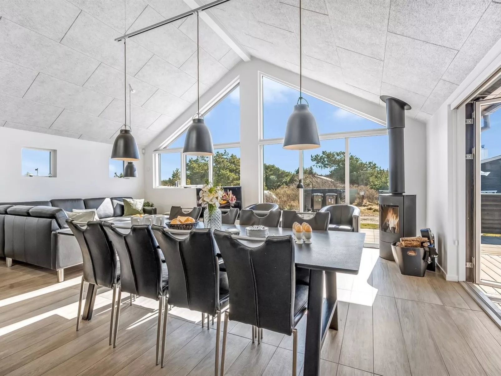 "Swante" -  from the sea-Inside