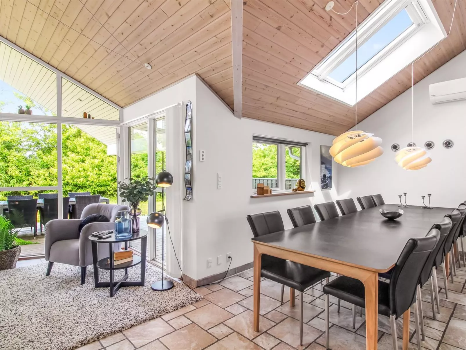 "Steen" - 800m from the sea-Drinnen