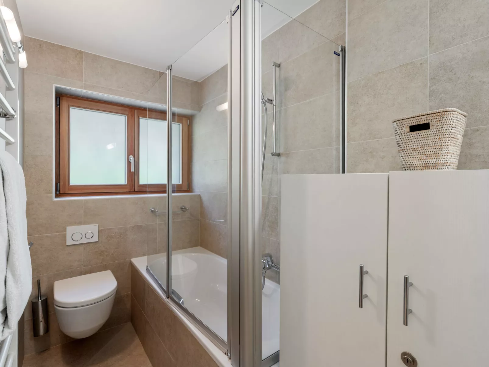 Les Aiguilles Vertes Rez inférieur-Inside