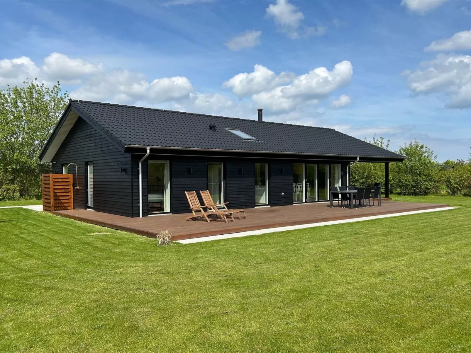 "Hasten" - 600m from the sea-Outside