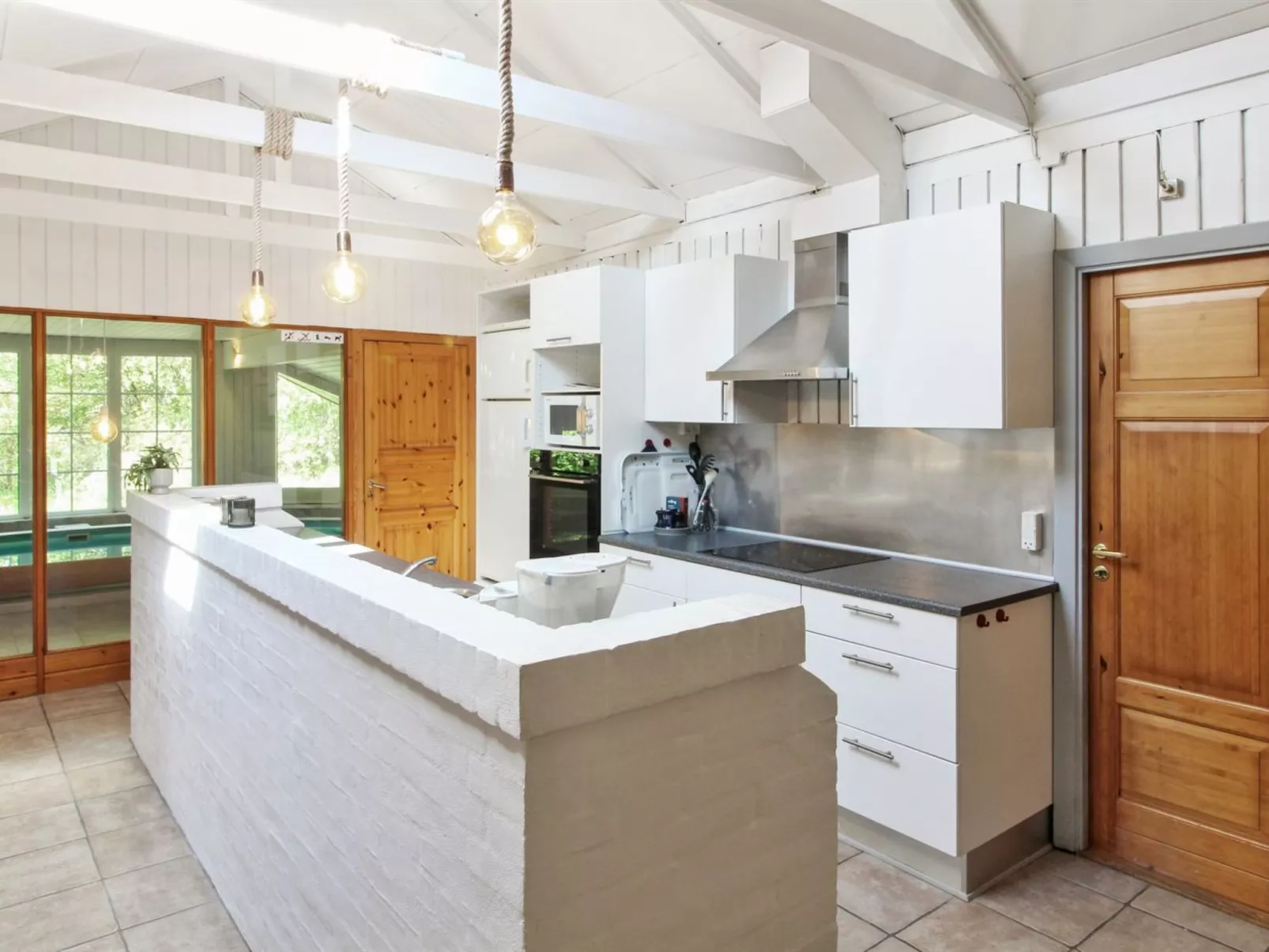 "Niyazi" - 3.1km from the sea-Inside