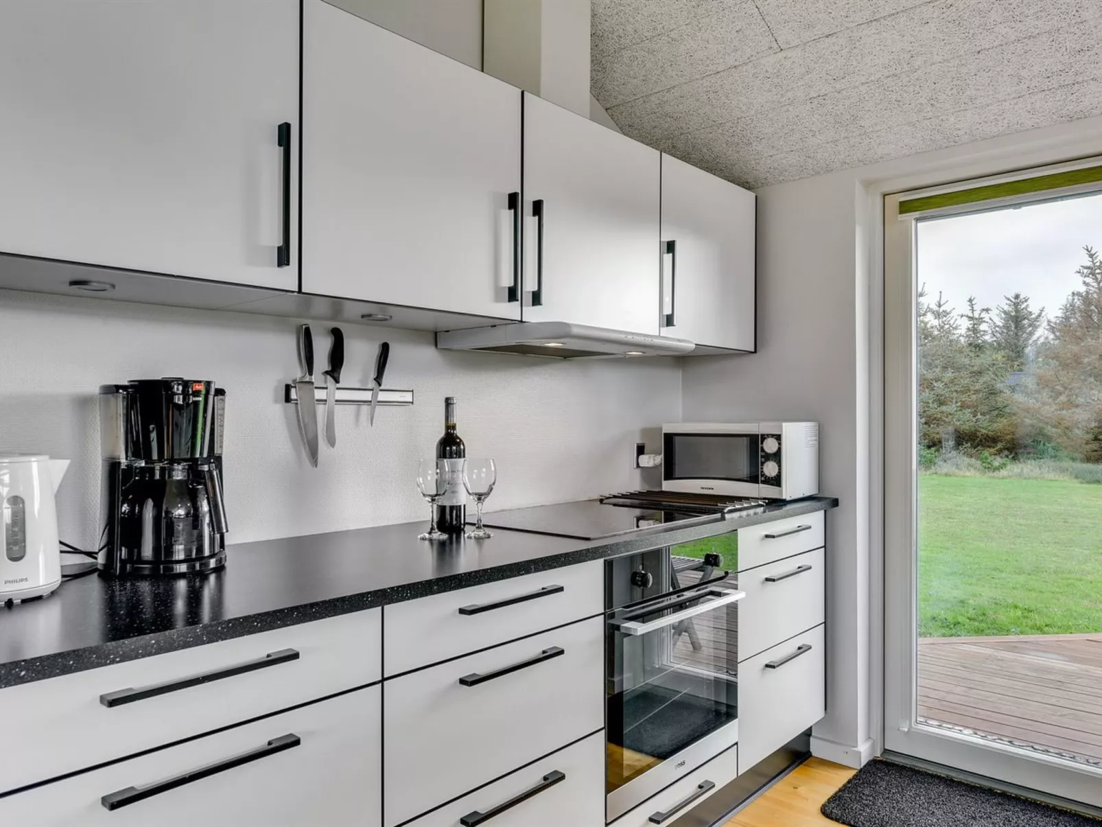 "Faye" - 600m from the sea-Inside