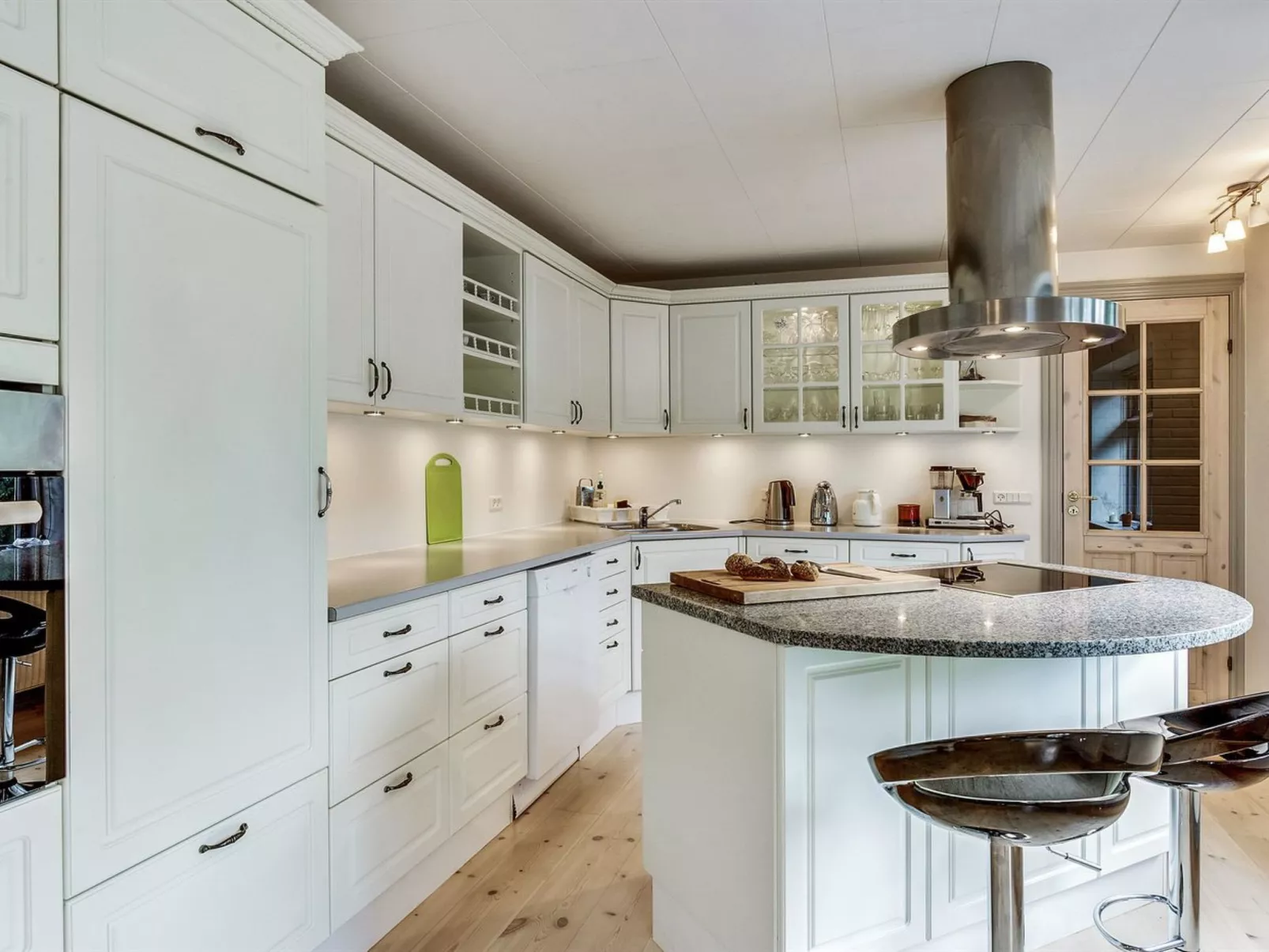 "Sophia" - 8km from the sea-Inside