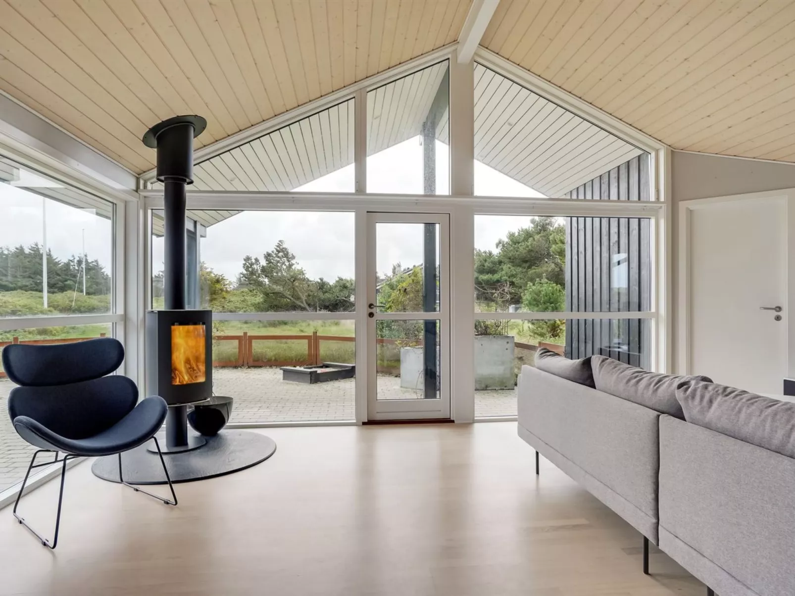 "Illona" -  from the sea-Inside