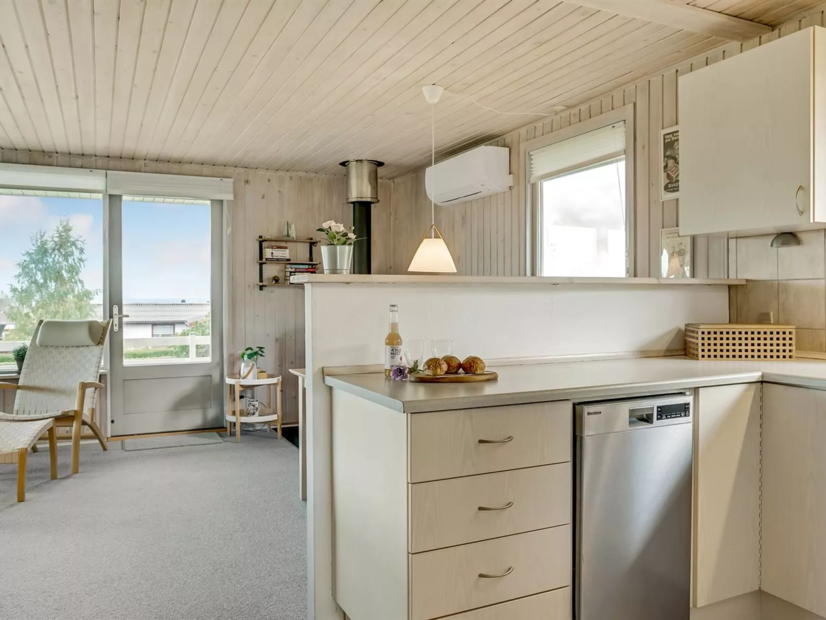 "Fita" - 300m from the sea-Inside